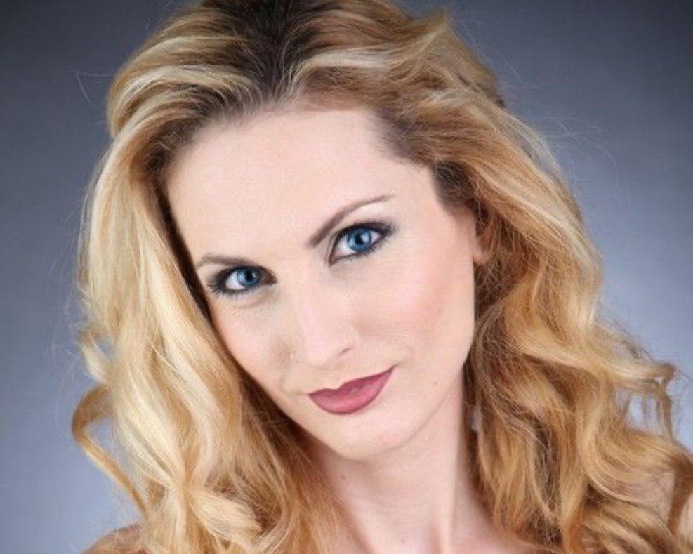 "Laura Dimmer" Best Actress