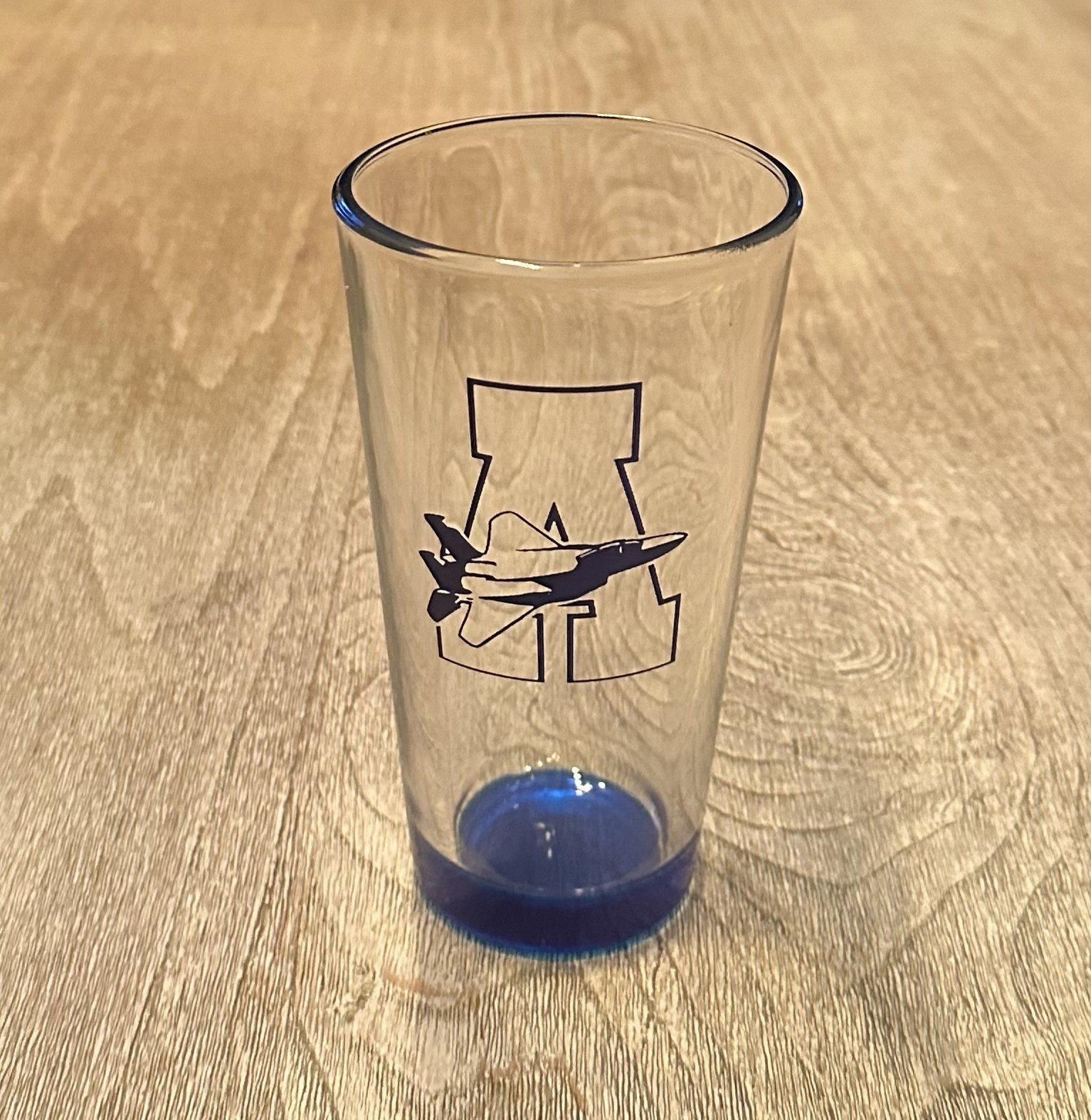 AIRPORTGLASS1.jpg