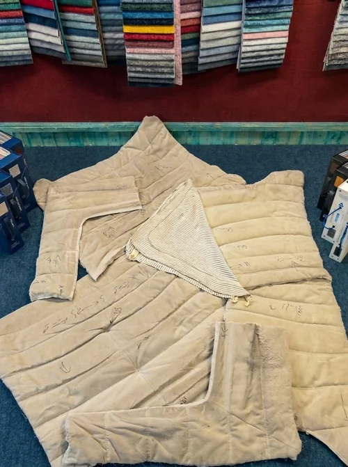 Polstermöbel neu zuschneiden und vernähen