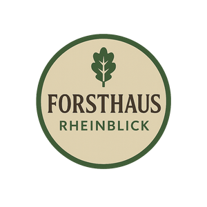 Ein runder Logo mit einem Baum in der Mitte, der Text 'FORSTHAUS RHEINBLICK' darunter