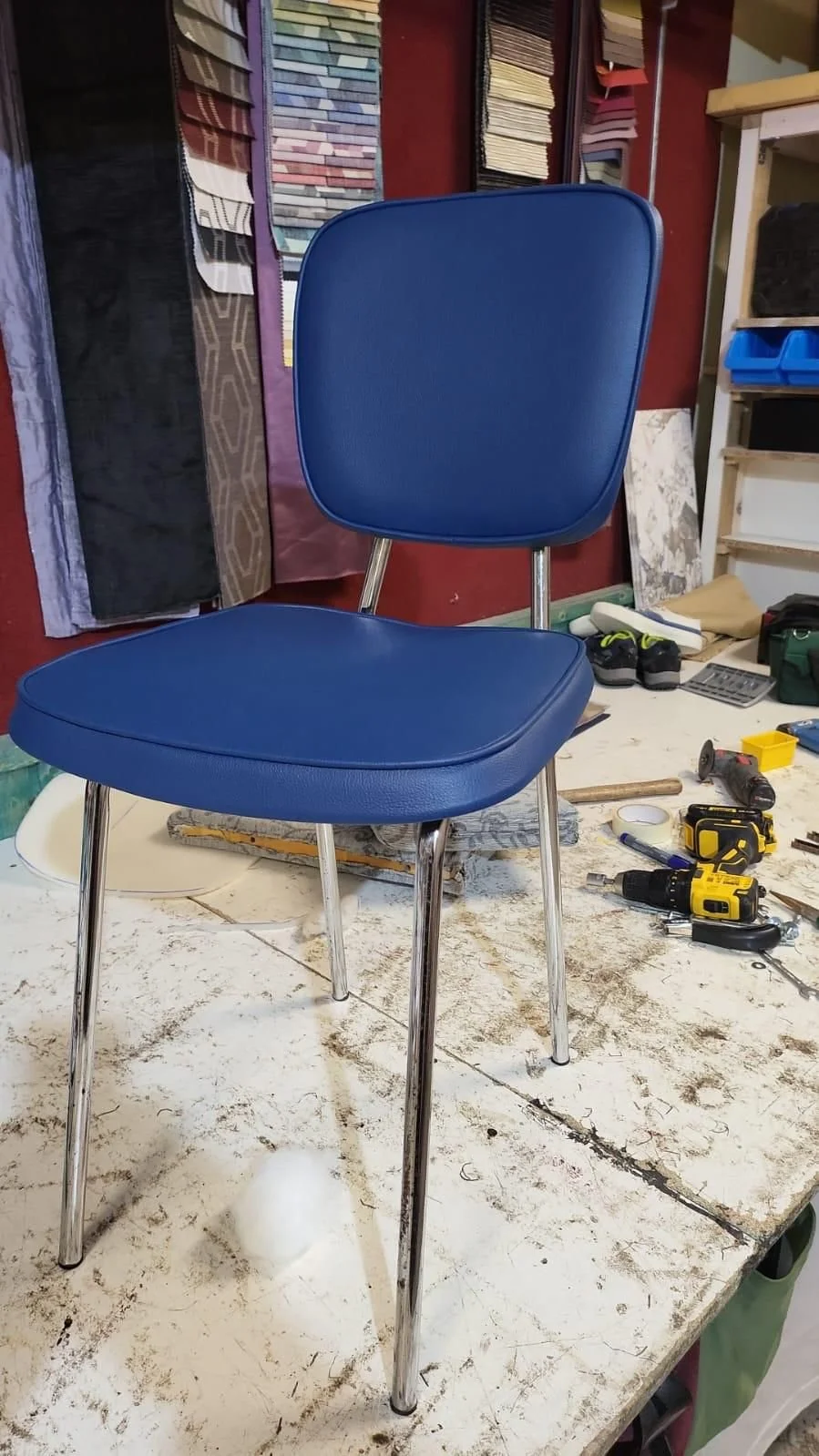 Bürostuhl neu bezogen