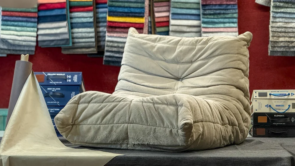 Ligne Roset Togo Sessel vorher