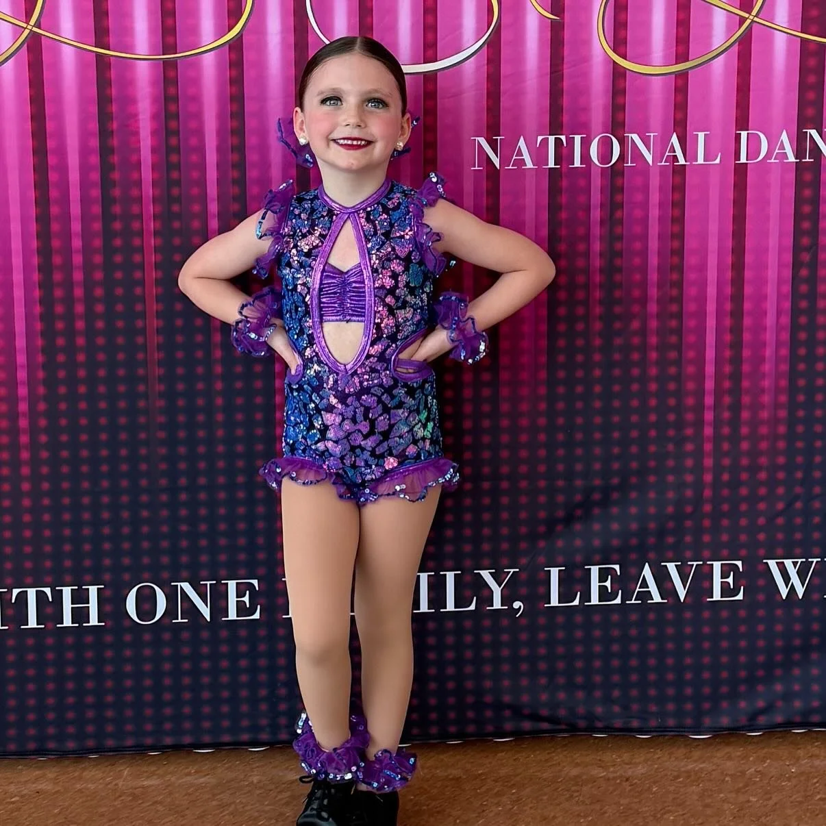 Gracie had the time of her life at her first-ever dance competition this weekend!! 🥳

She had a blast spending time with her teammates, making new friends, and dancing on the big stage to @briannaafree&rsquo;s routine! 

We are SO grateful for Ms. B