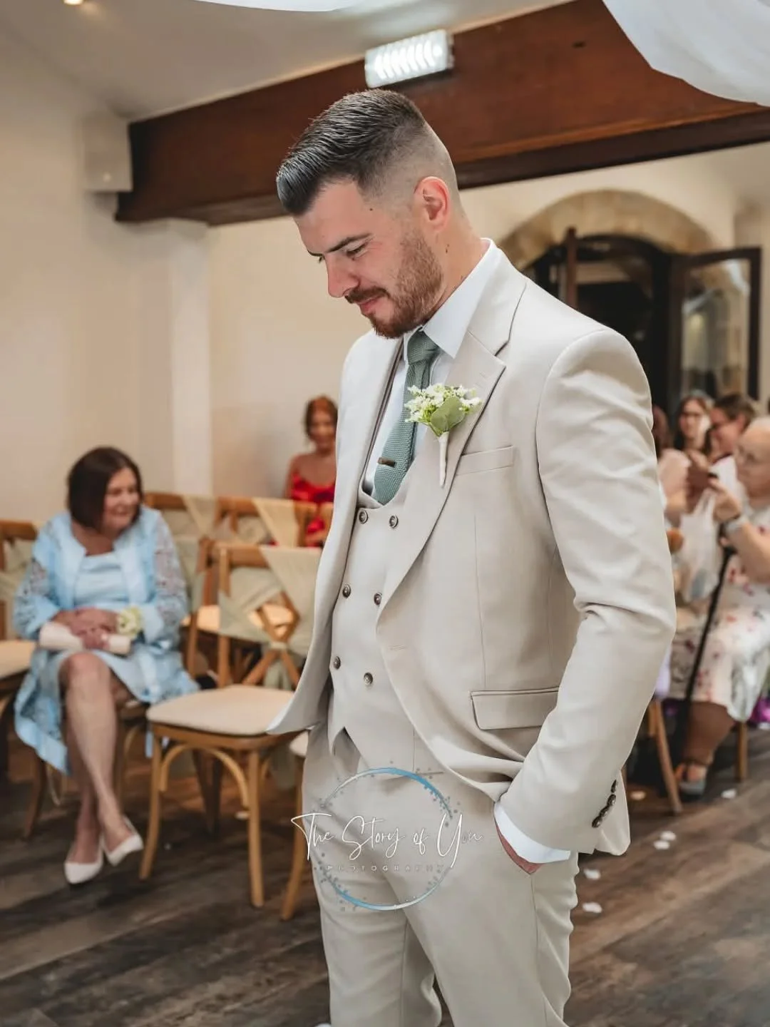 The nervous wait...

I always wonder what they are thinking as they wait at the end of the aisle for their partner.

www.thestoryofyou.co.uk