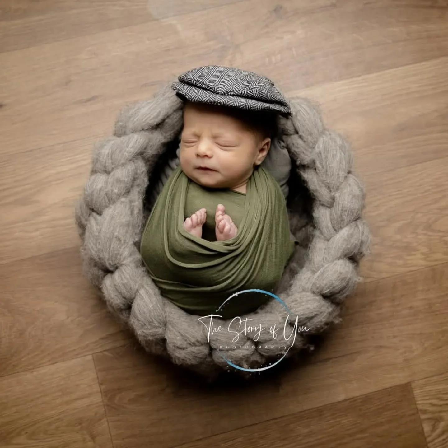 One of the beautiful Baby R who visited me in the studio yesterday 

www.thestoryofyou.co.uk