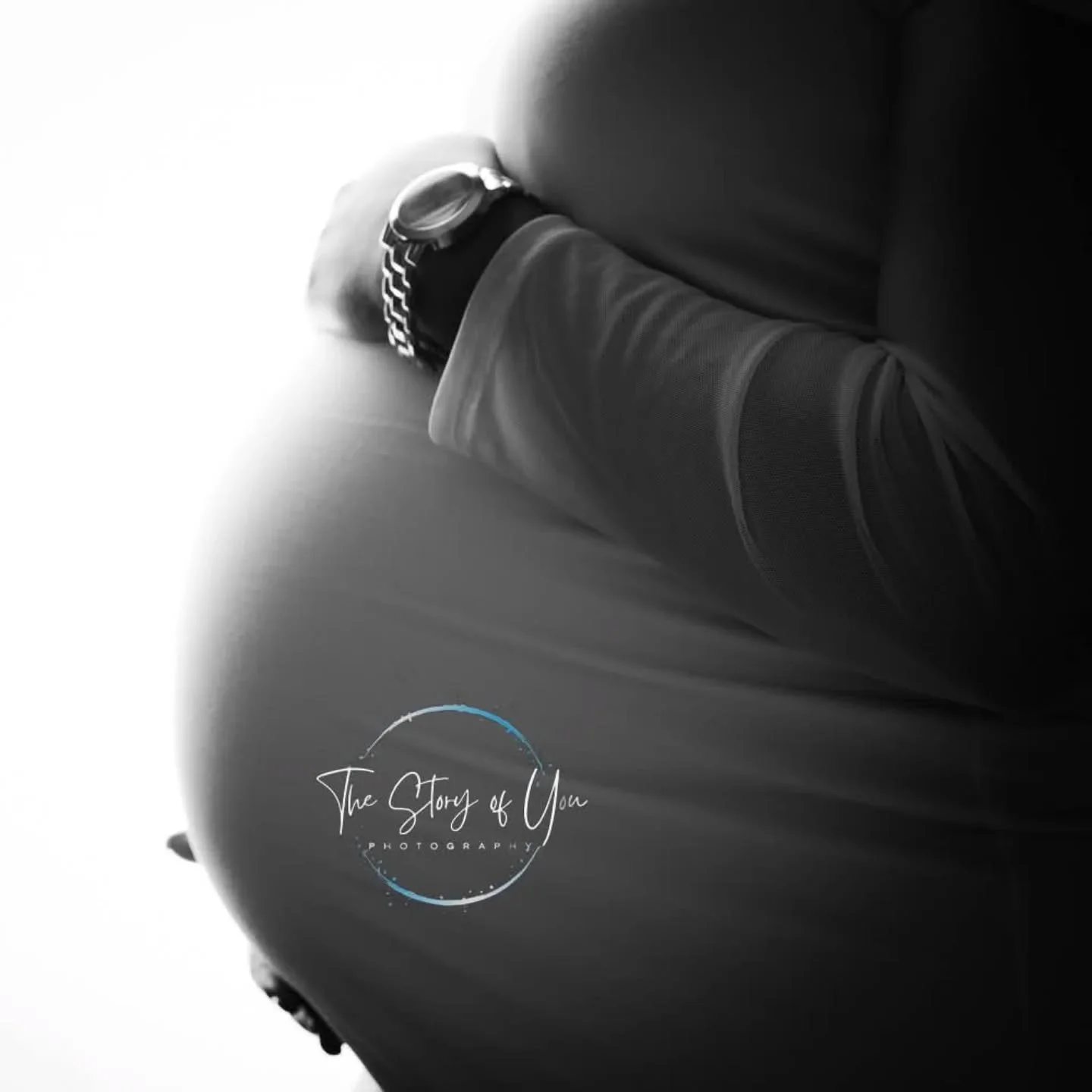A beautiful maternity session for a beautiful couple this week. Really looking forward to editing your images.

www.thestoryofyou.co.uk