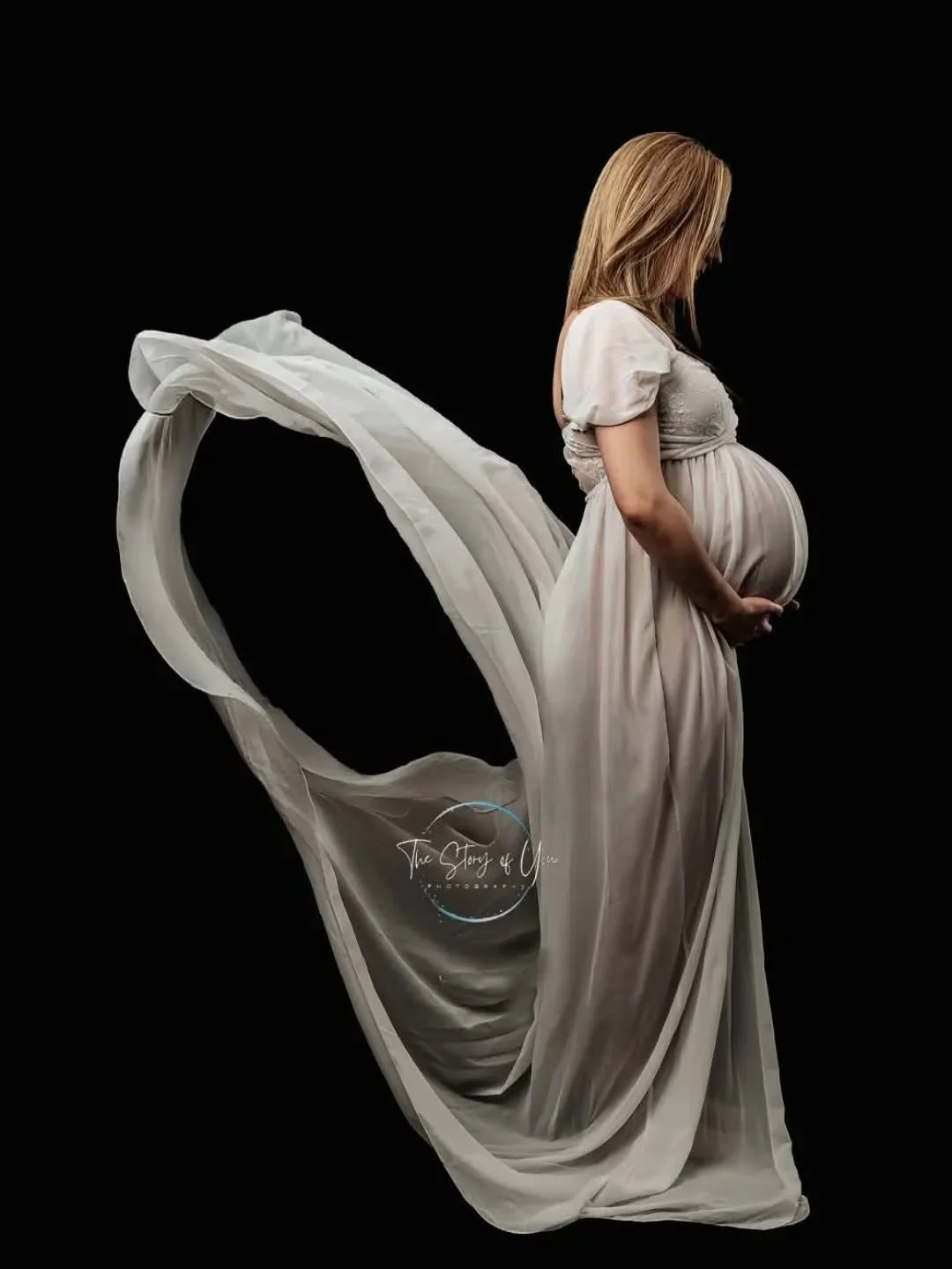 Beautiful maternity session in the studio this week. Cannot wait to meet baby in a few weeks