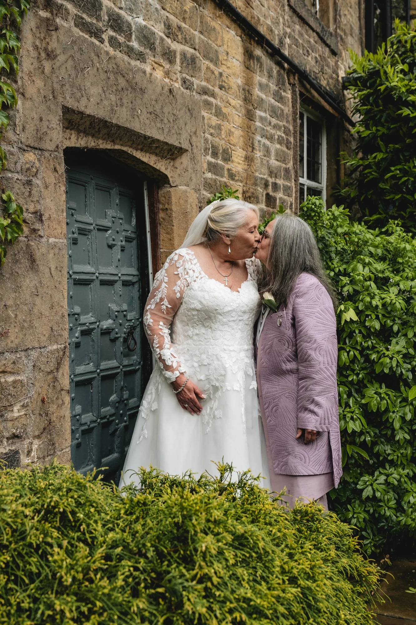Award Winning Wedding Photographer-17.jpg