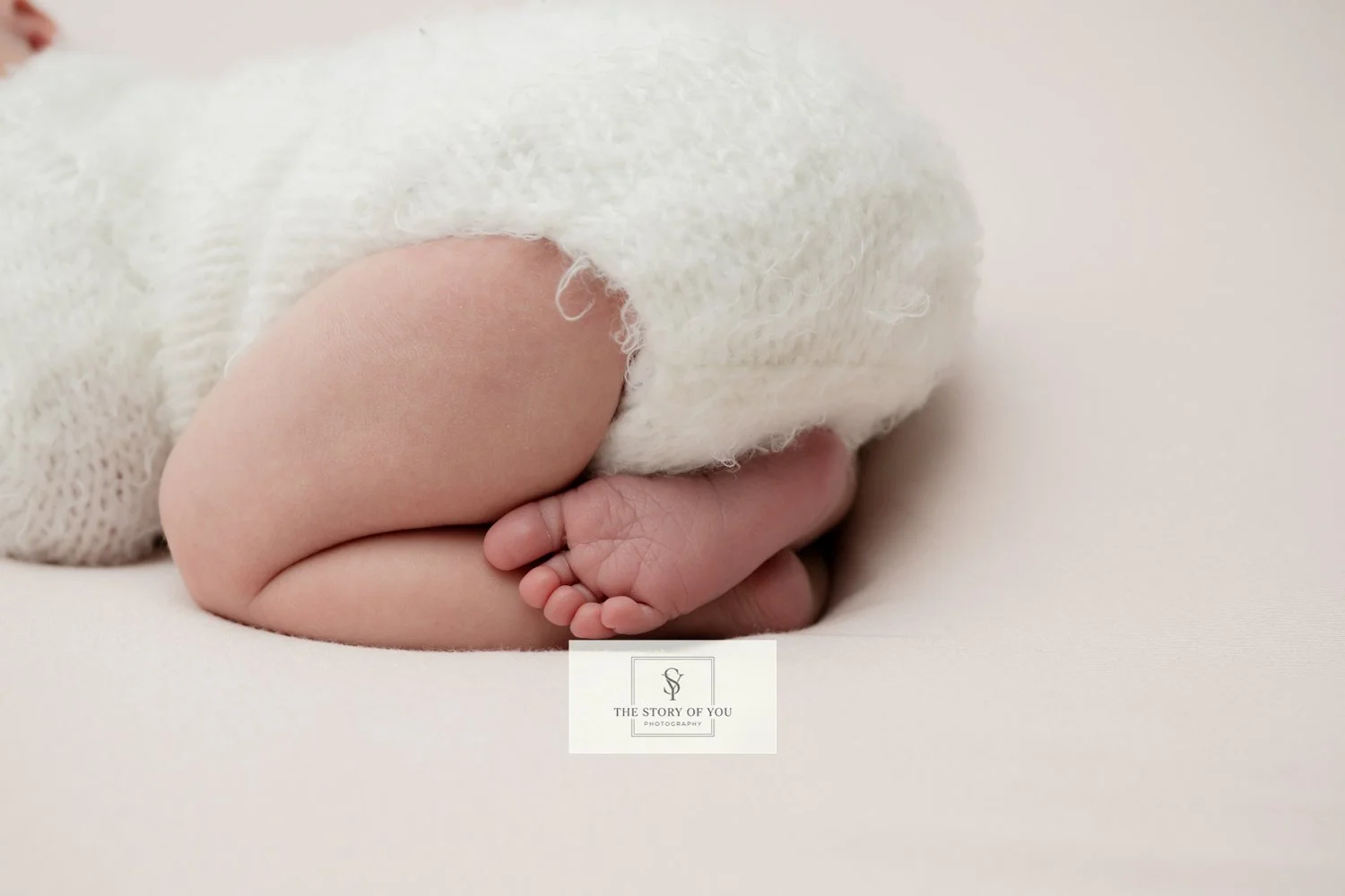 What to Wear for Your Newborn Photoshoot: Timeless Styling Tips