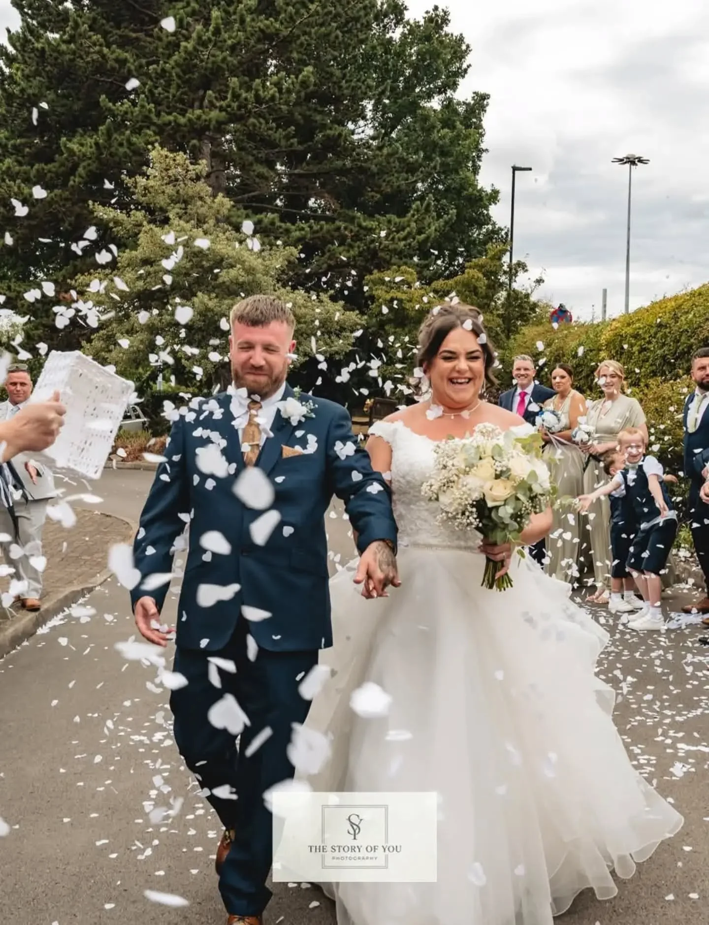 One of my favourite parts of the day, the confetti!