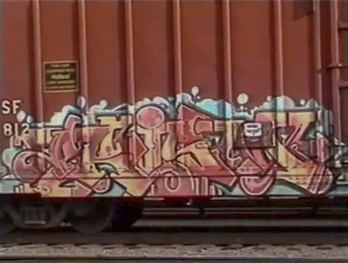 4hundredmlgraffitimagazinefreightgraffitigraffitiblog-37.jpg