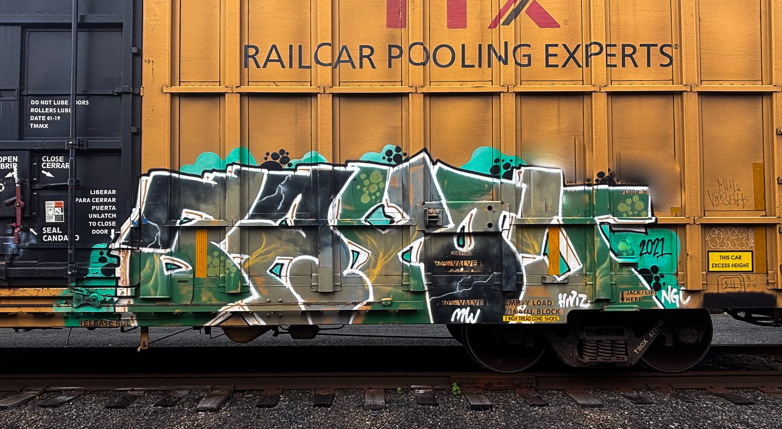 4hundredmlgraffitimagazinefreightgraffitigraffitiblog-48.jpg