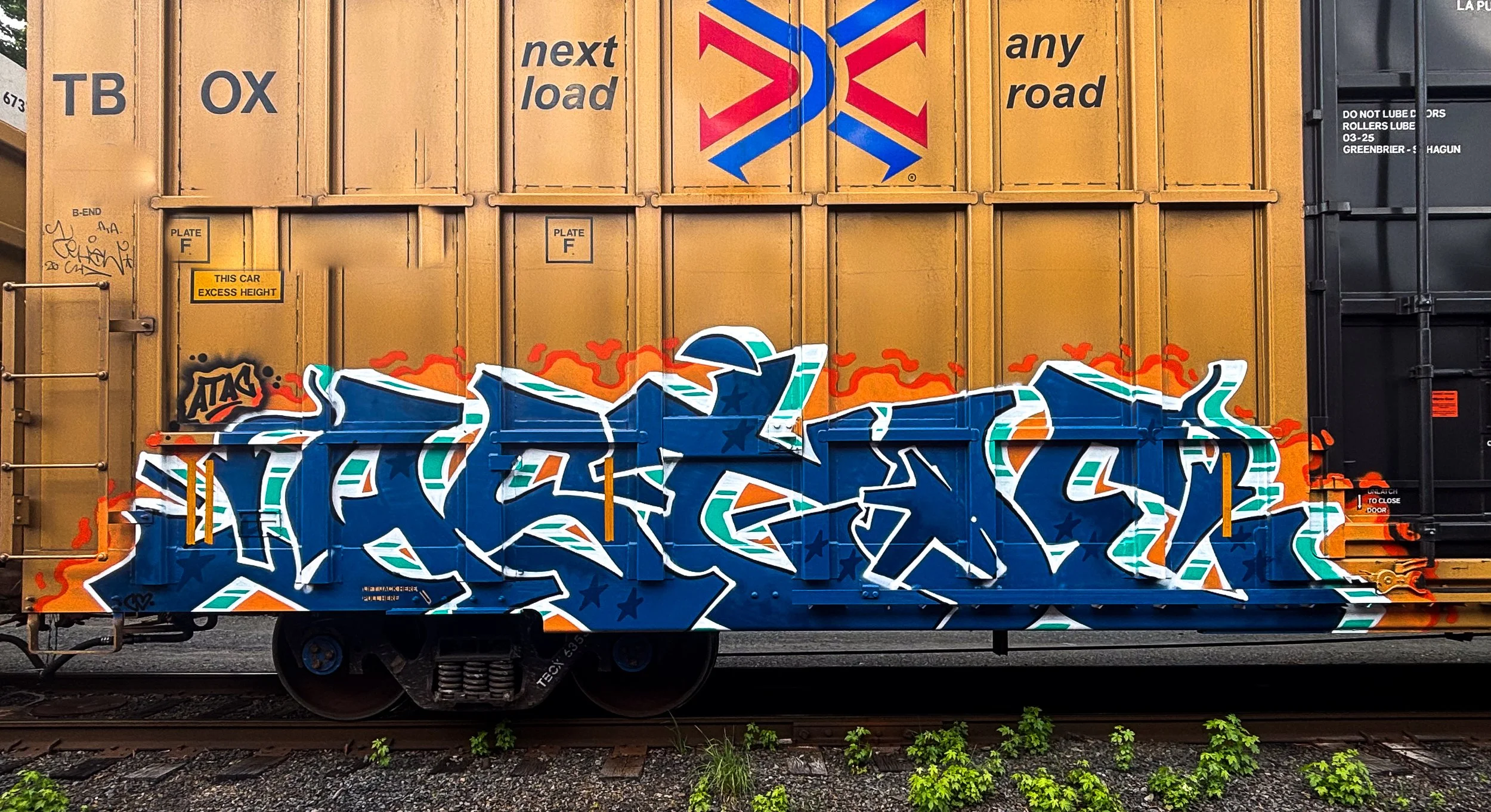 4hundredmlgraffitimagazinefreightgraffitigraffitiblog-49.jpg