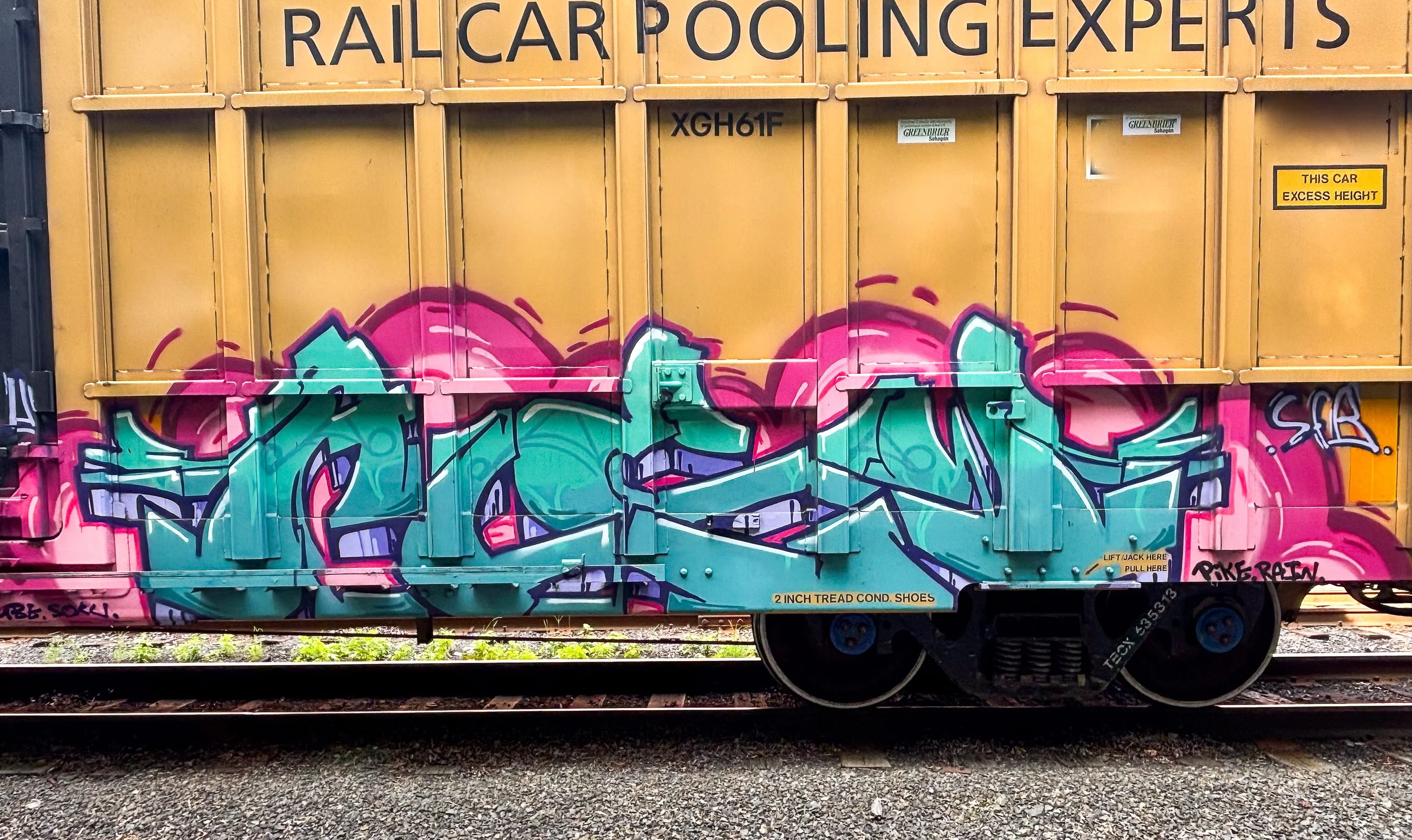 4hundredmlgraffitimagazinefreightgraffitigraffitiblog-54.jpg