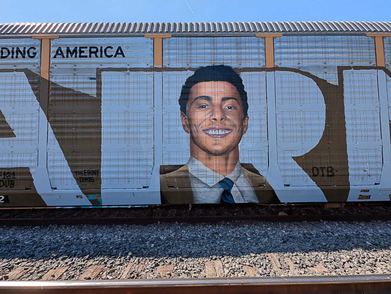 4hundredmlgraffitimagazinefreightgraffitigraffitiblog-64.jpg