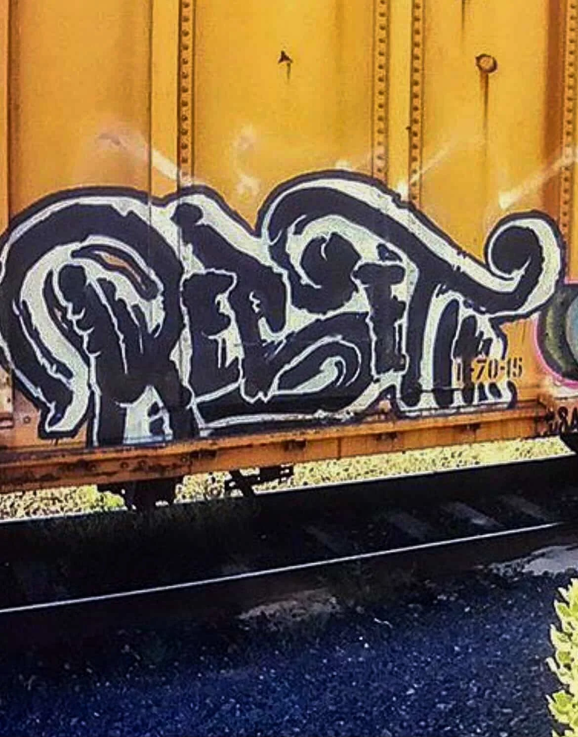 4hundredmlgraffitimagazinefreightgraffitigraffitiblog-25.jpg