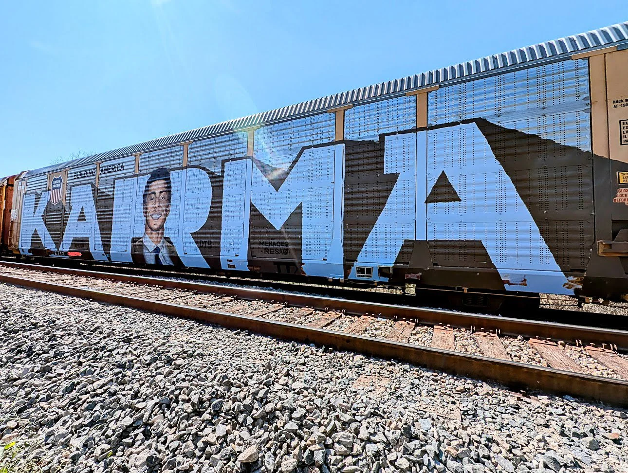 4hundredmlgraffitimagazinefreightgraffitigraffitiblog-65.jpg