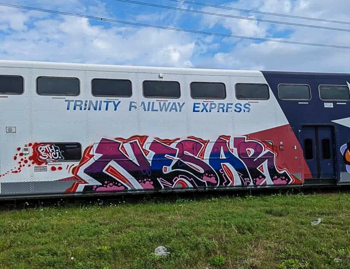 4hundredmlgraffitimagazinefreightgraffitigraffitiblog-27.jpg