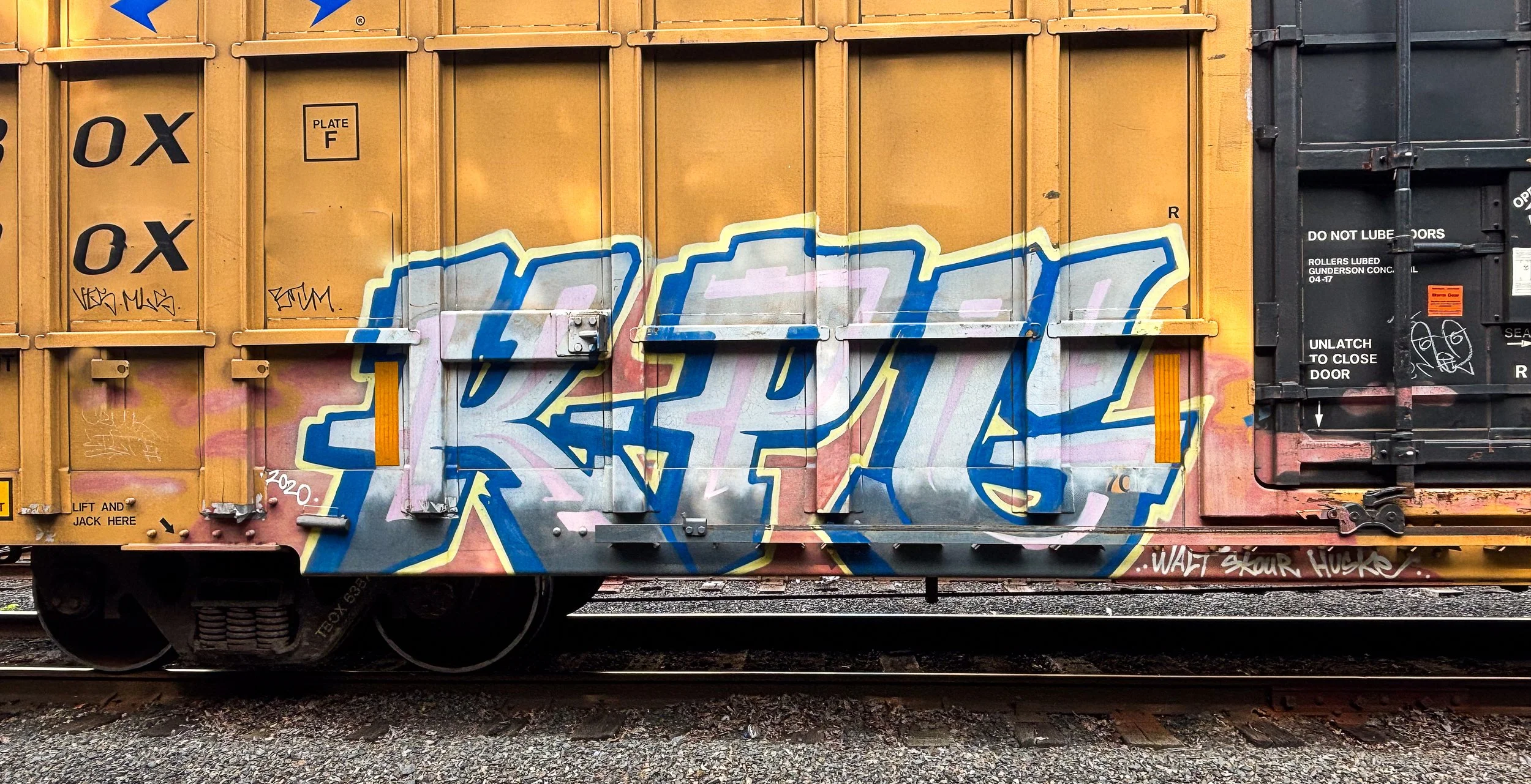 4hundredmlgraffitimagazinefreightgraffitigraffitiblog-57.jpg