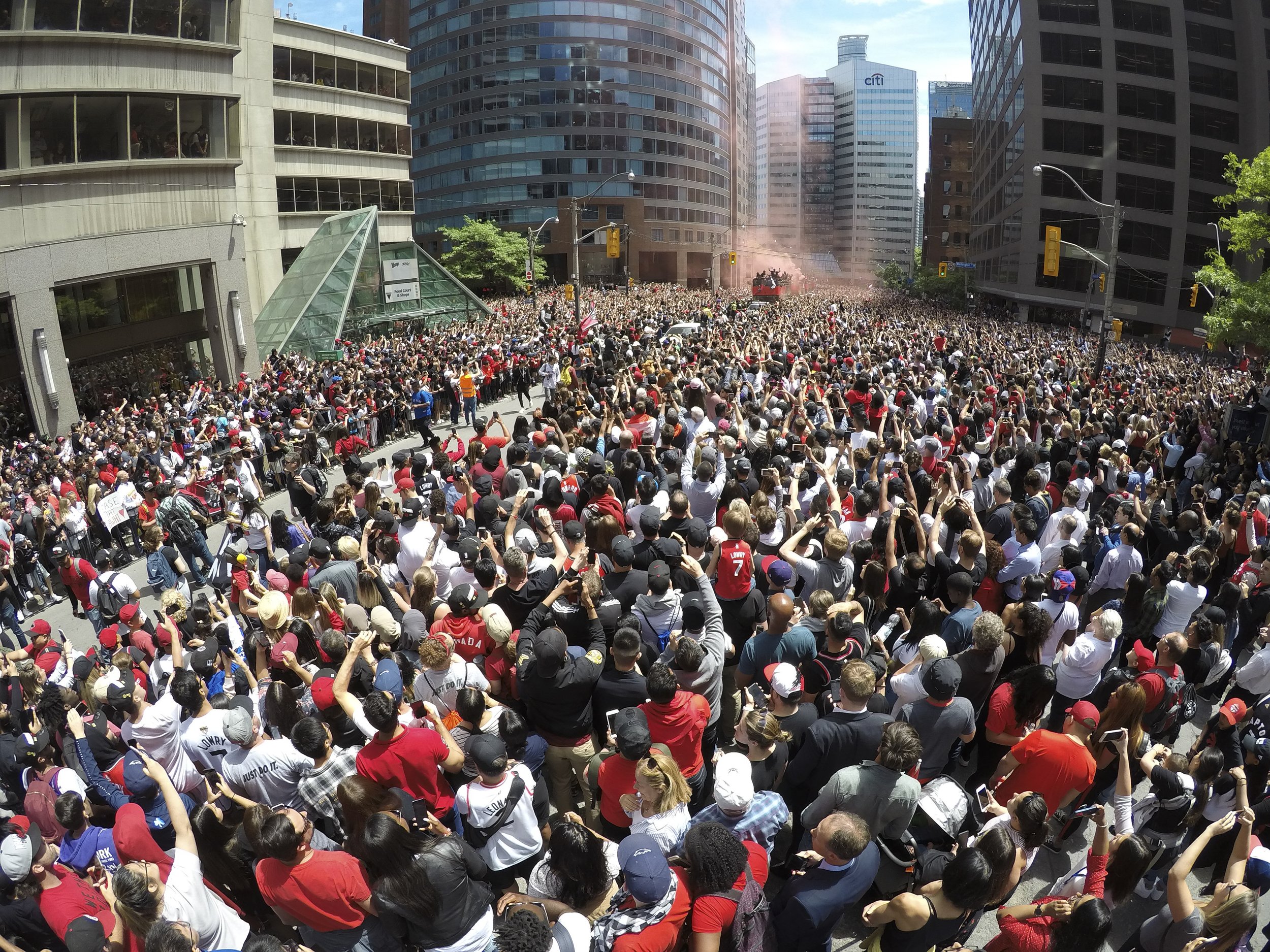 Raptors_Parade_G0085217.jpg