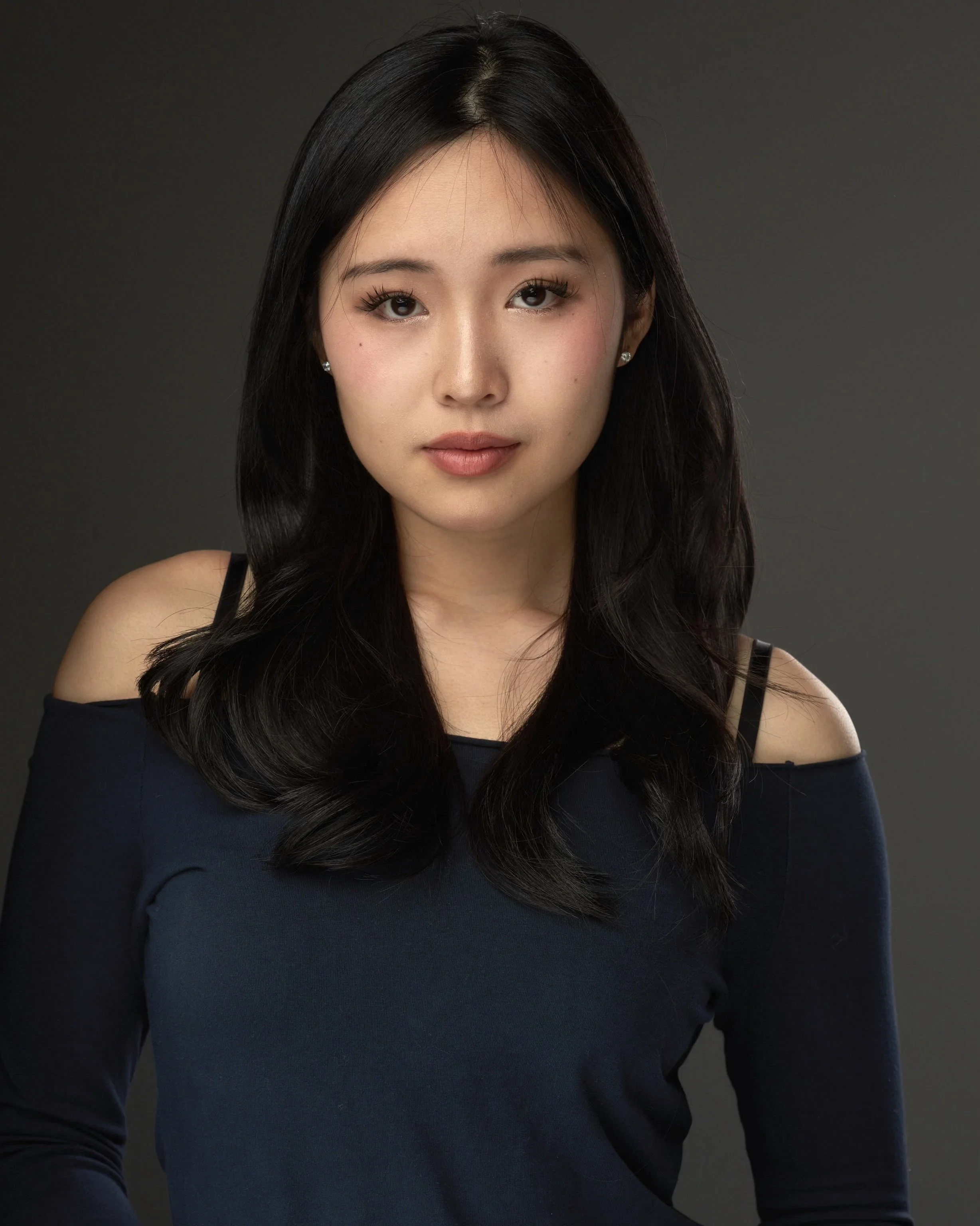 Energetic Young Career Hustler (Intern, Journalist) 