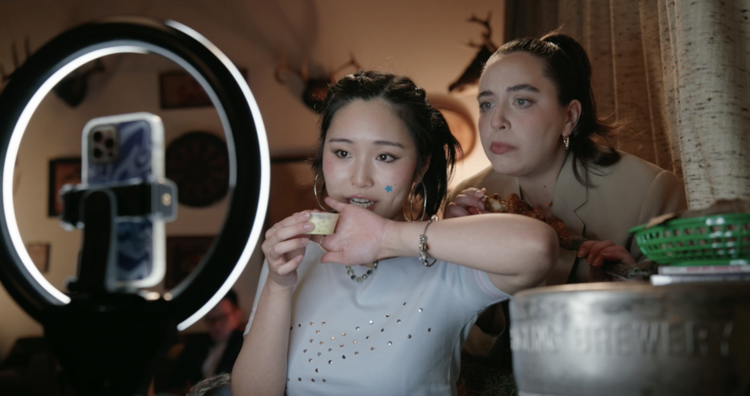 bridgette-gong-dekes-art-influencer-food-review.png