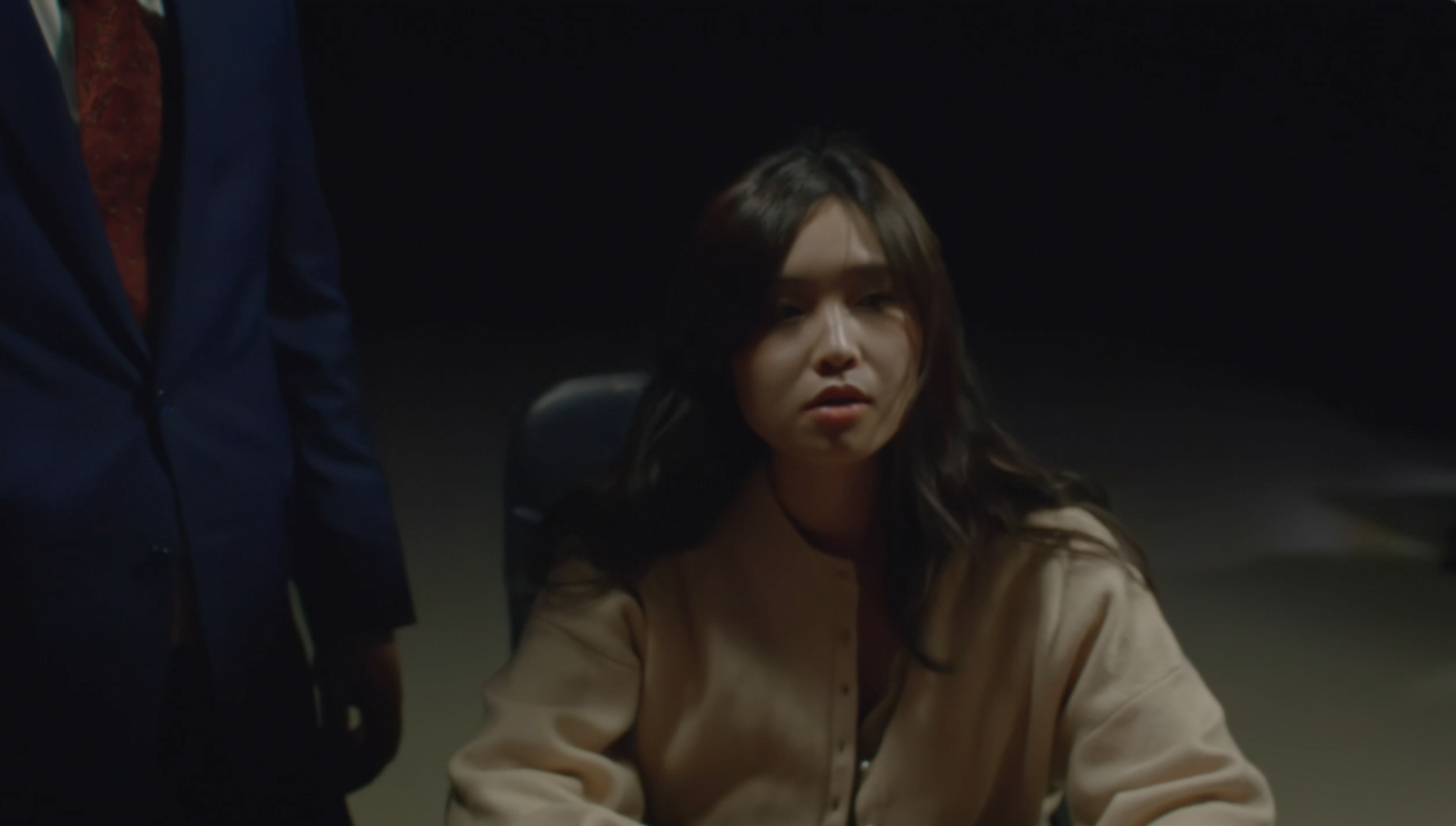 bridgette-gong-actor-dramatic-office-scene.png