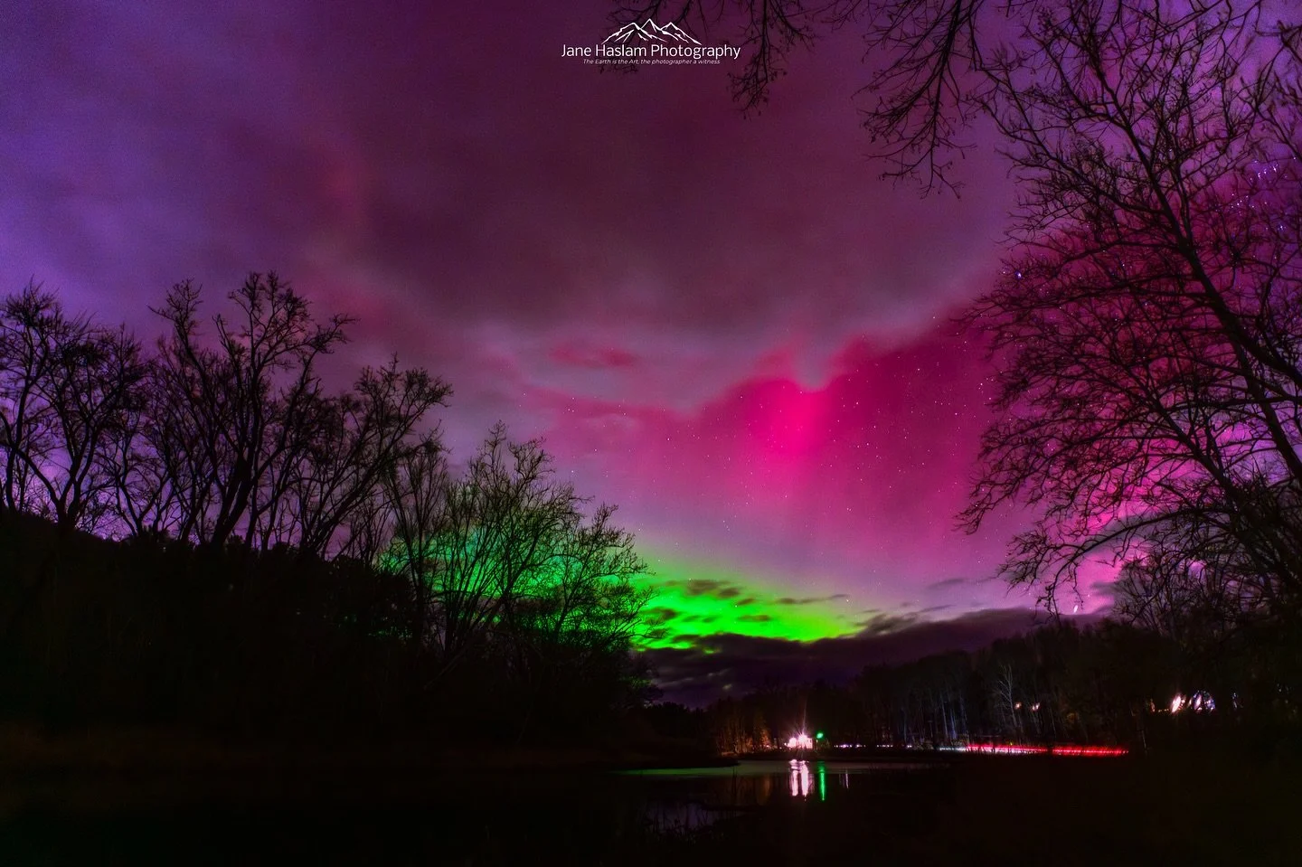 Adulting 101
So I&rsquo;ve been ill and told by the doctor to rest &hellip; then along comes the best aurora forecast for over a year &hellip;. 🎆📸Decisions, decisions 
In the end an hour down by the Housatonic at Bulls Bridge was calling and who am