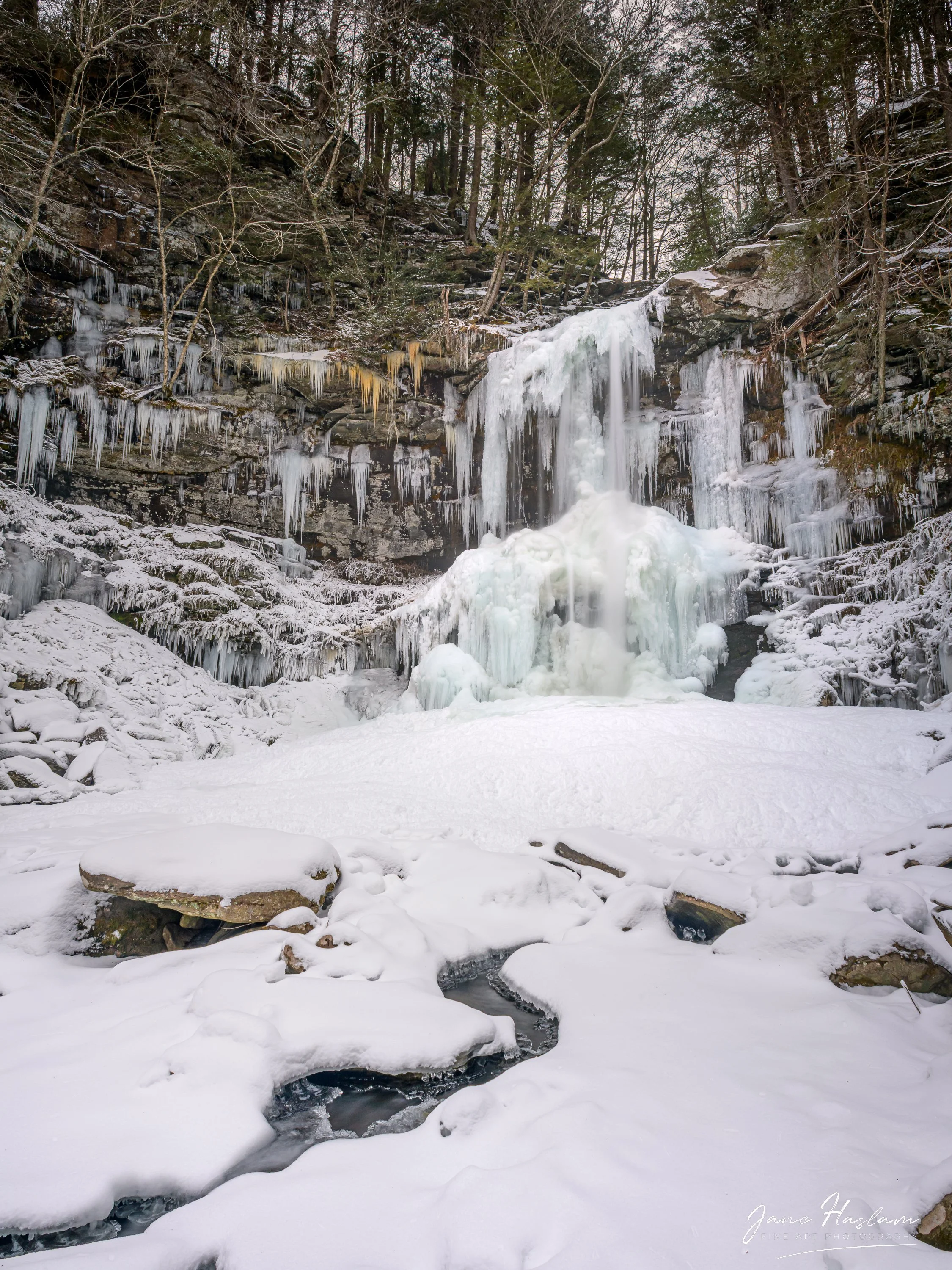 Jane-Haslam-Photography-Catskill-Mountains-PlattekillFallsinWinter.jpg