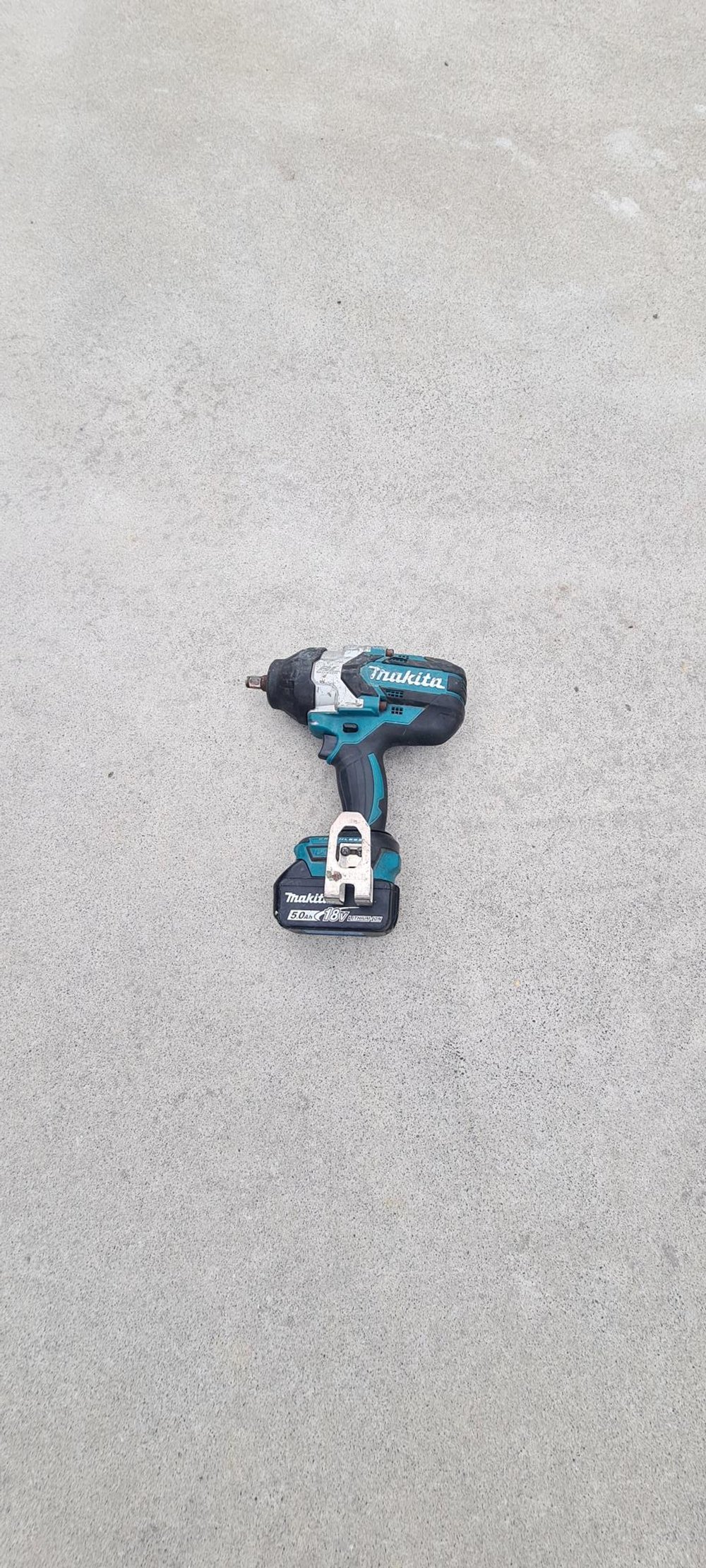 18V Battery 1/2 Inch Impact Wrench