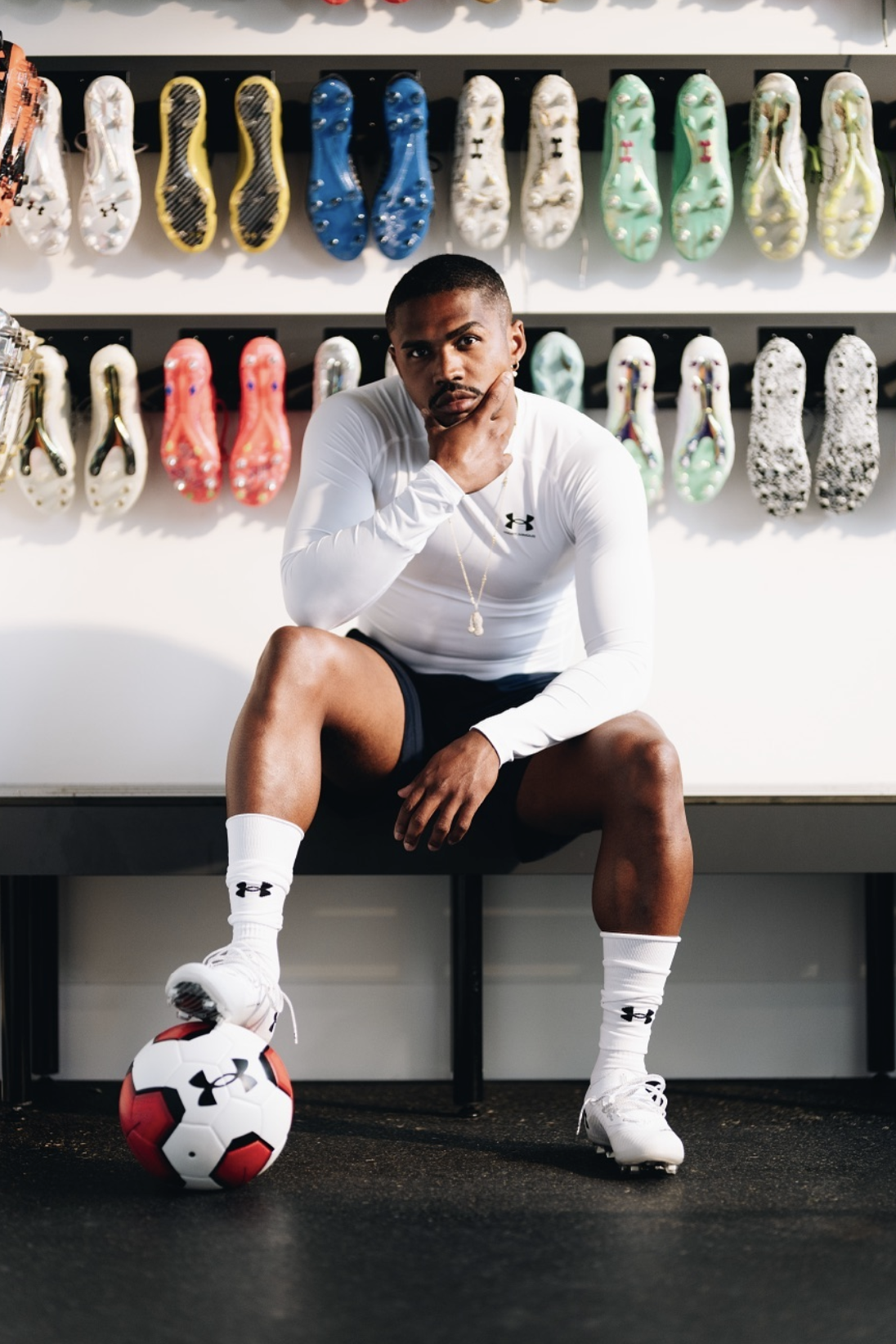 Douglas Costa - Under Armour