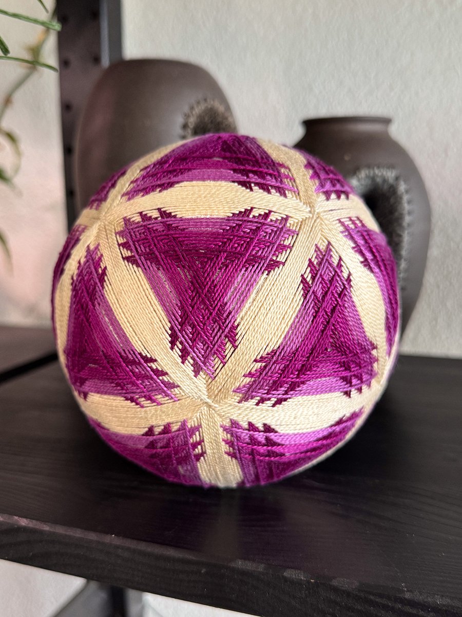 Temari-100-shelf-web.jpg