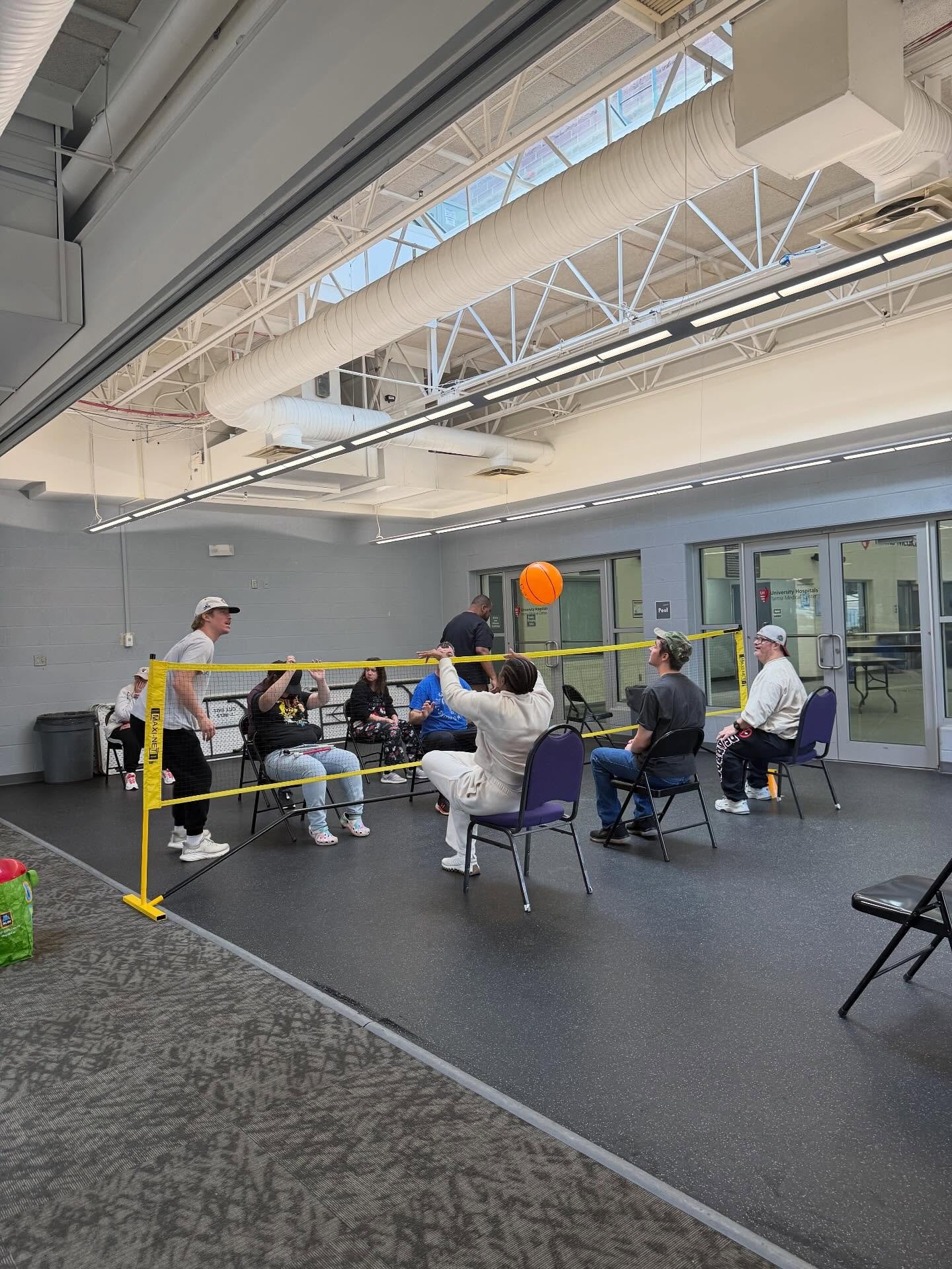 Game day! We worked on some peer connections at the library by playing some games together! Then we headed to Volleyball with @rec2connectfoundation ! 🏐 we are seeing such amazing progress and game play! We finished the day doing some mall walking a