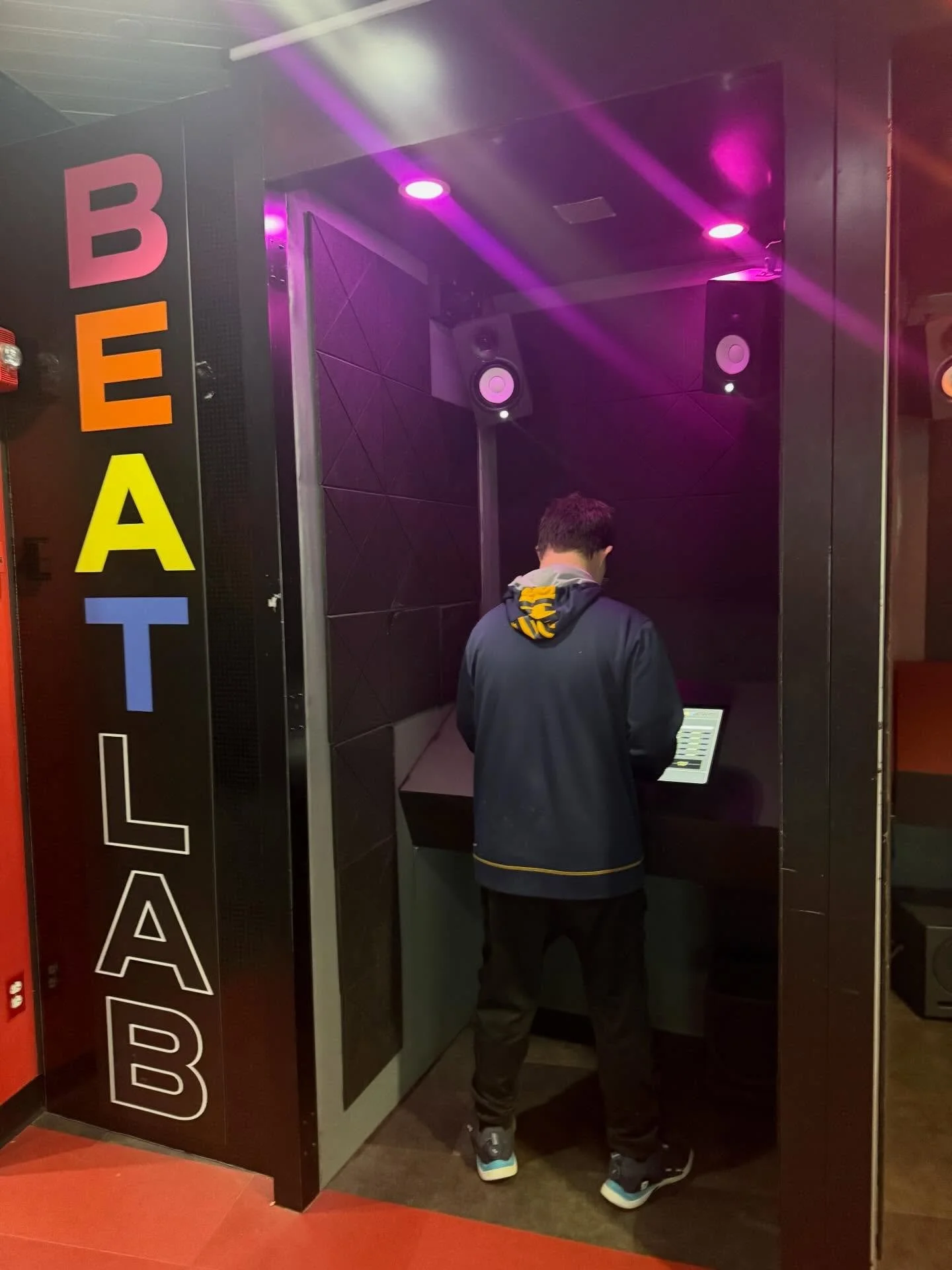 Exploring the Rock n Roll Hall of Fame today with friends! 🎵🎤🎧🎸 we explored the new exhibits and too some time to jam!