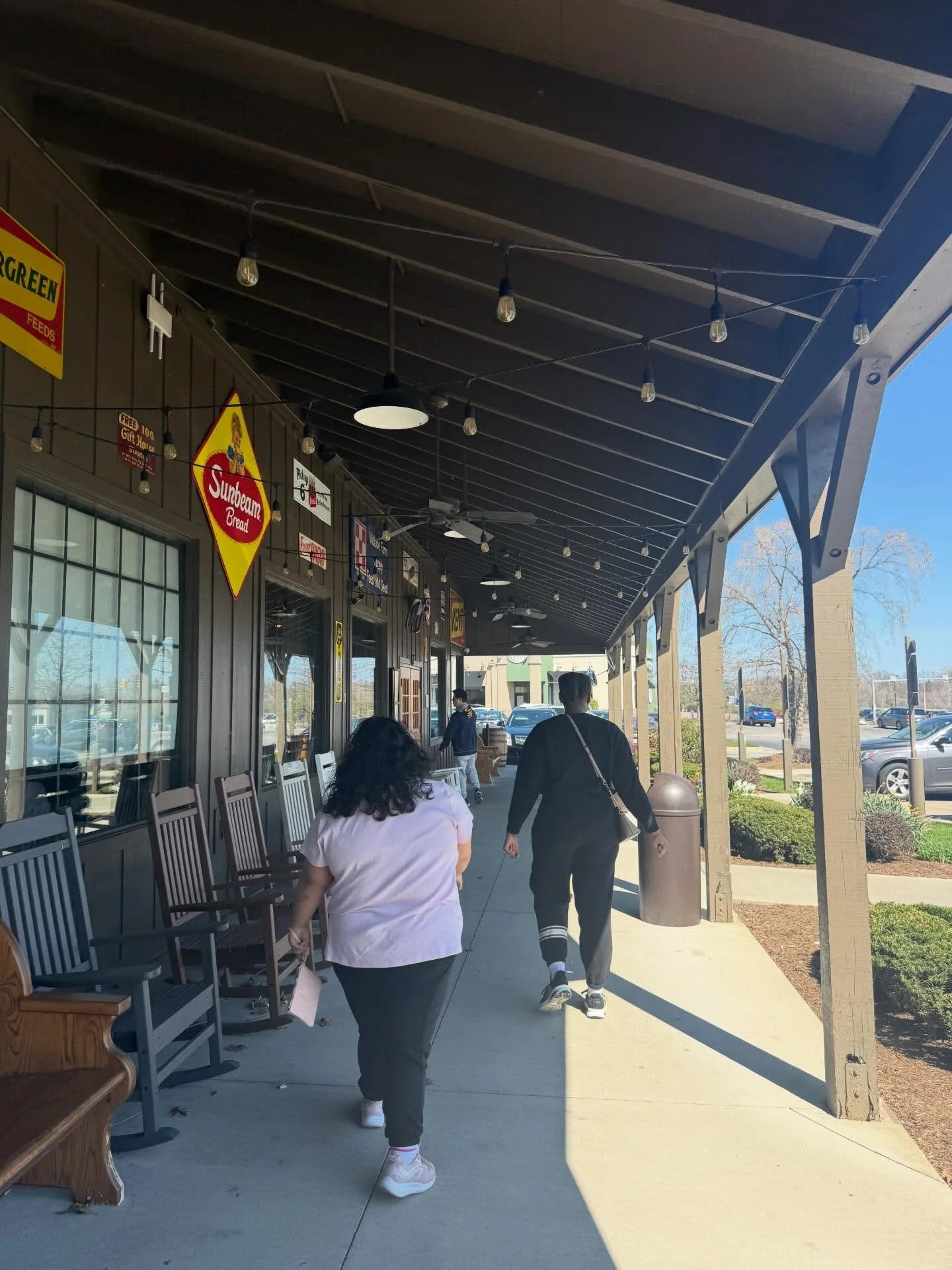 Today we had ROAM music class before heading off to the ol&rsquo; Cracker Barrel for our monthly restaurant experience! Food was top notch and we had so much fun exploring all the merch! 🛢️🍔🥞🥧