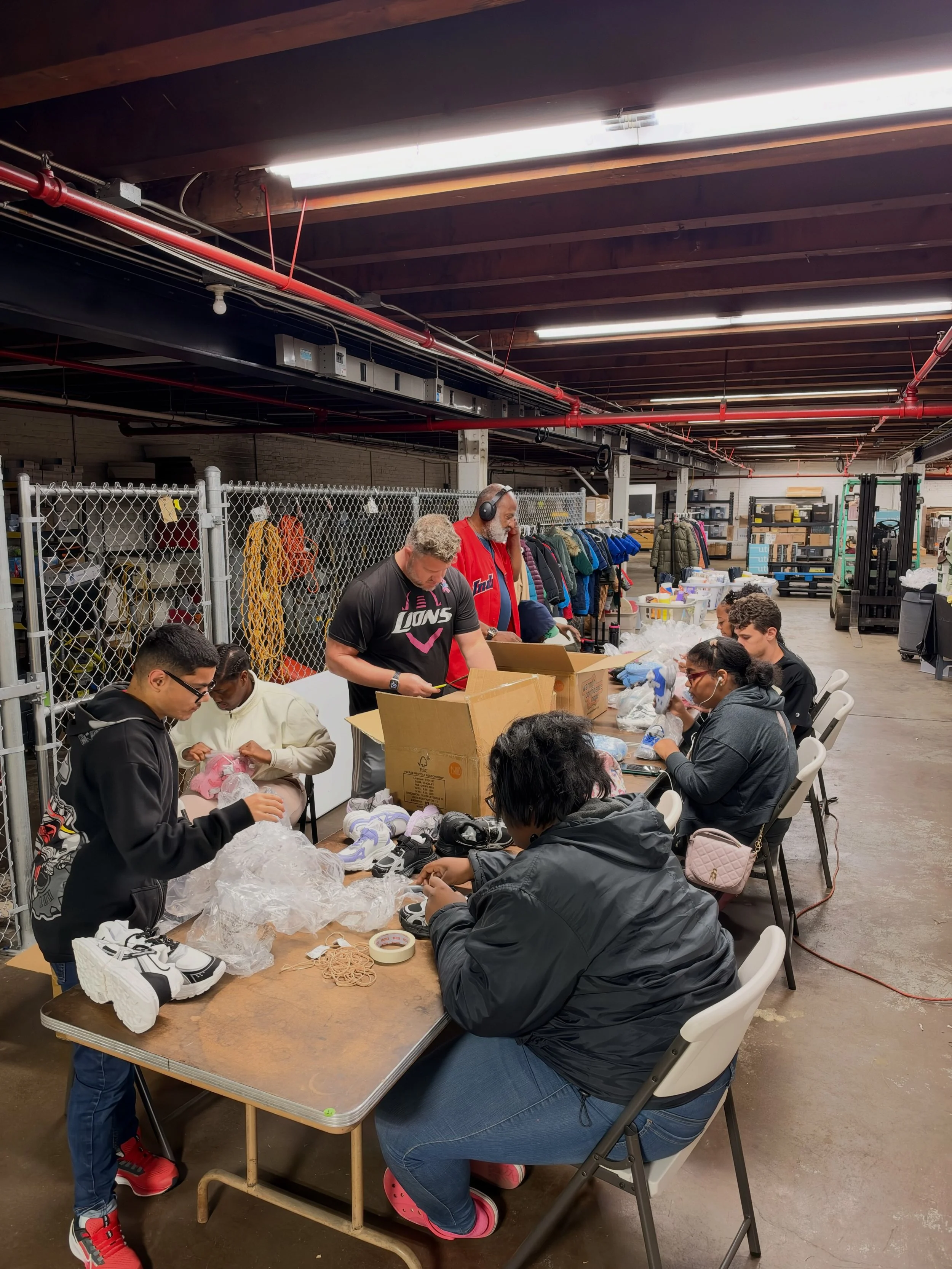 Community give back continues with our favorite Thursday spot: Honey From the Rock! Today we organized new shoes, folding and organizing plushies! Thanks for always allowing up space to contribute, learn and help our community members! (And accommoda