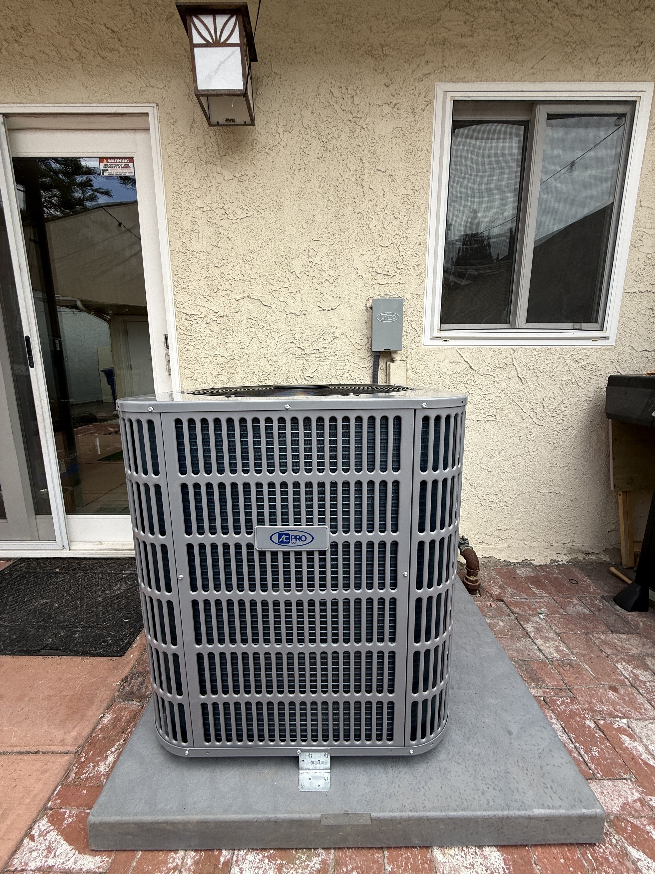 Final installation picture, completed in 1 day in Lake Forest near the lake. 