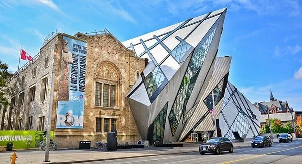 Royal-Ontario-Museum-2---English-Outdoors-Toronto--English-Outdoors-Toronto--English-Outdoors-Toronto.jpg
