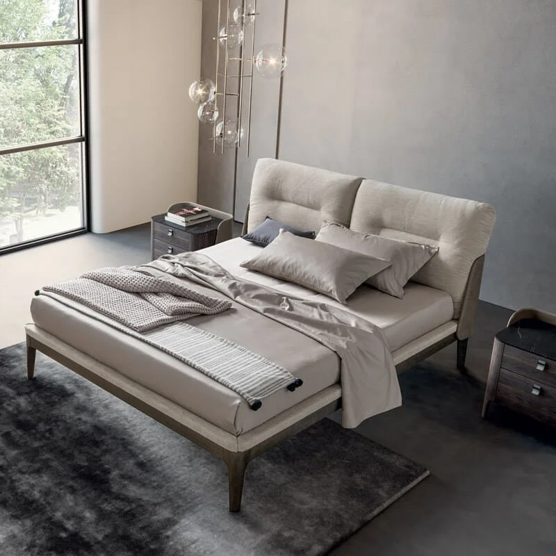 settanta-letto-da-centro-stanza.jpg-.jpg