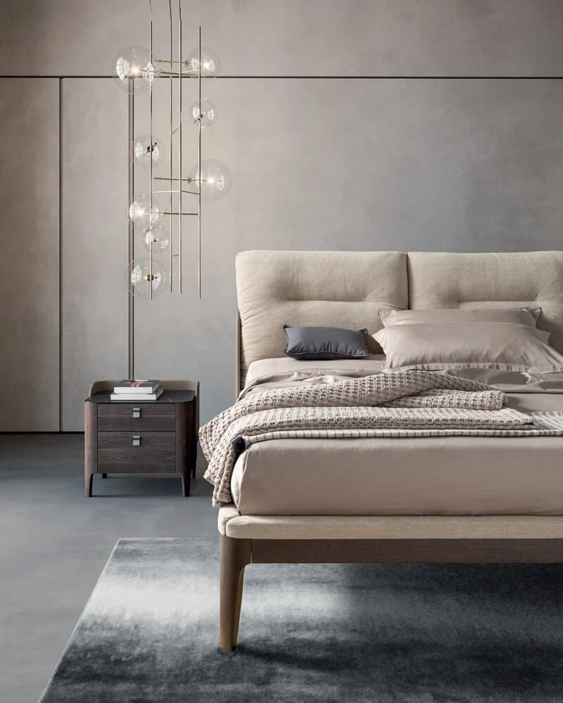 settanta-letto-con-testiera-a-due-cuscini.jpg