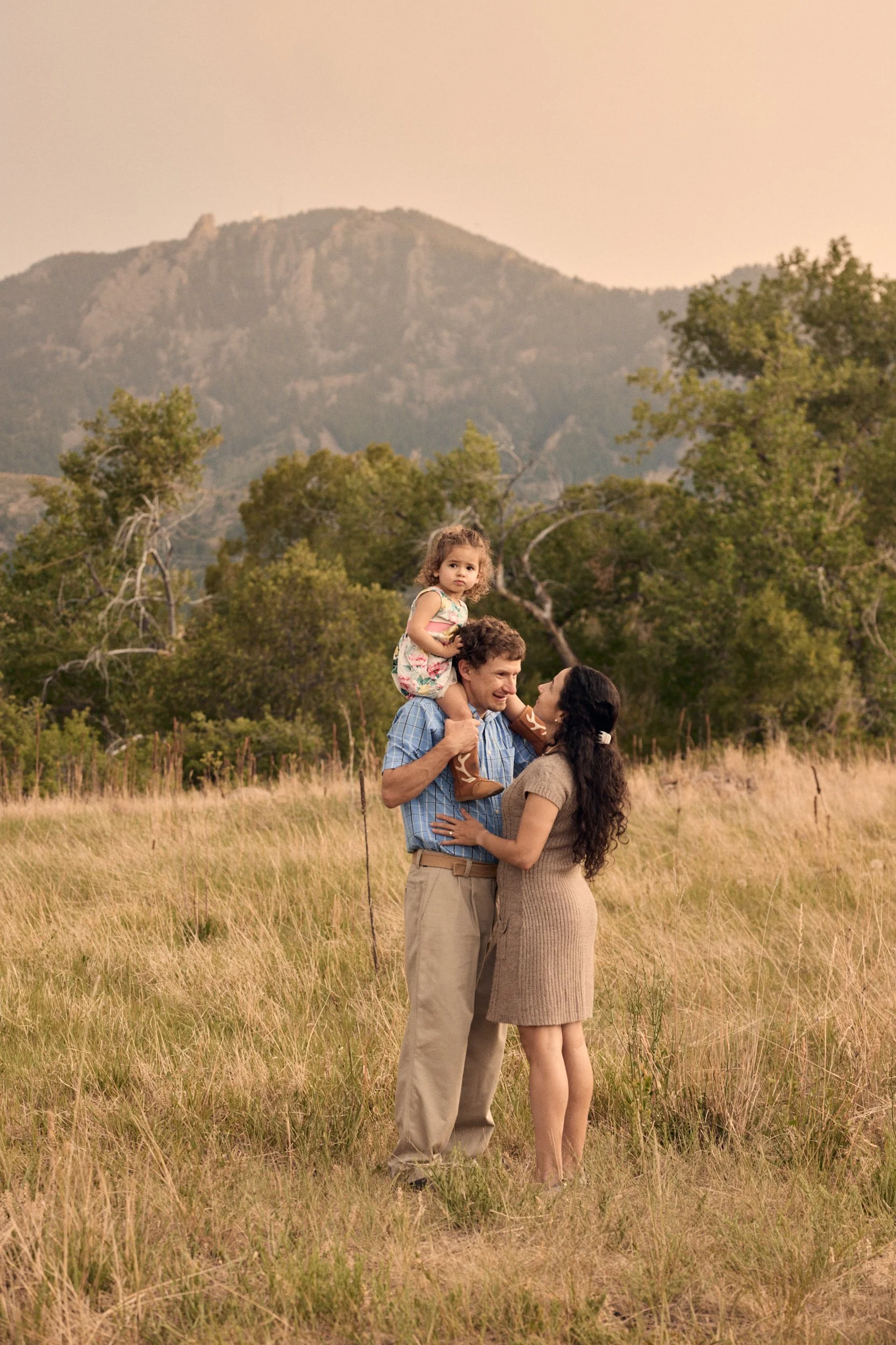 family-portrait-south-mesa-boulder-colorado.jpg