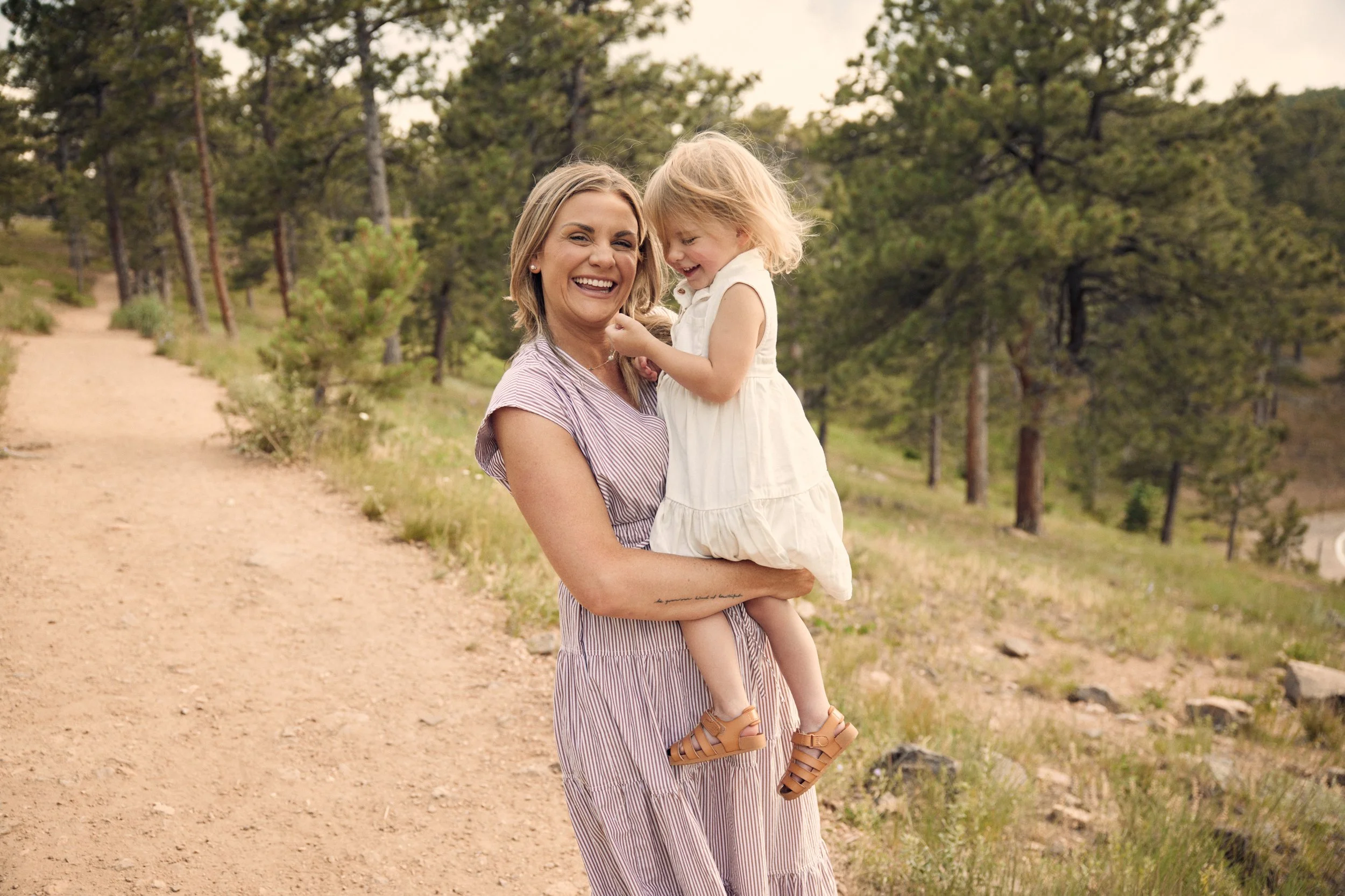 mom-and-daughter-family-photography.jpg