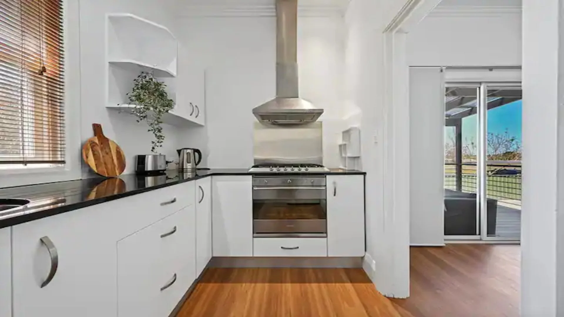 kitchen 1.jpeg