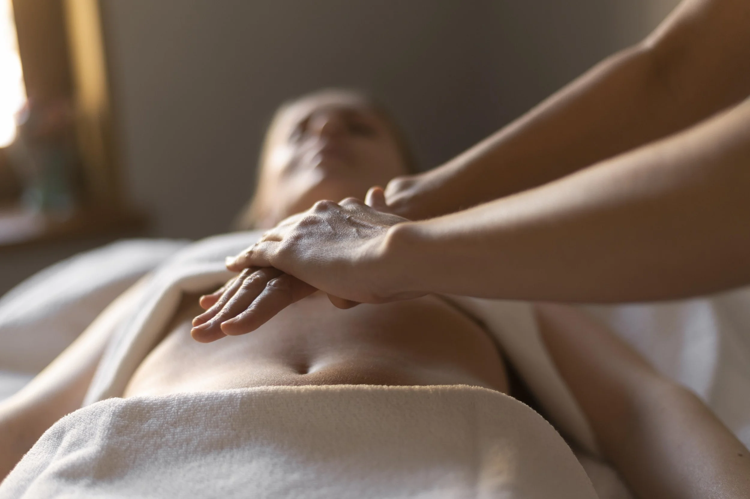 close-up-blurry-woman-therapy.jpg