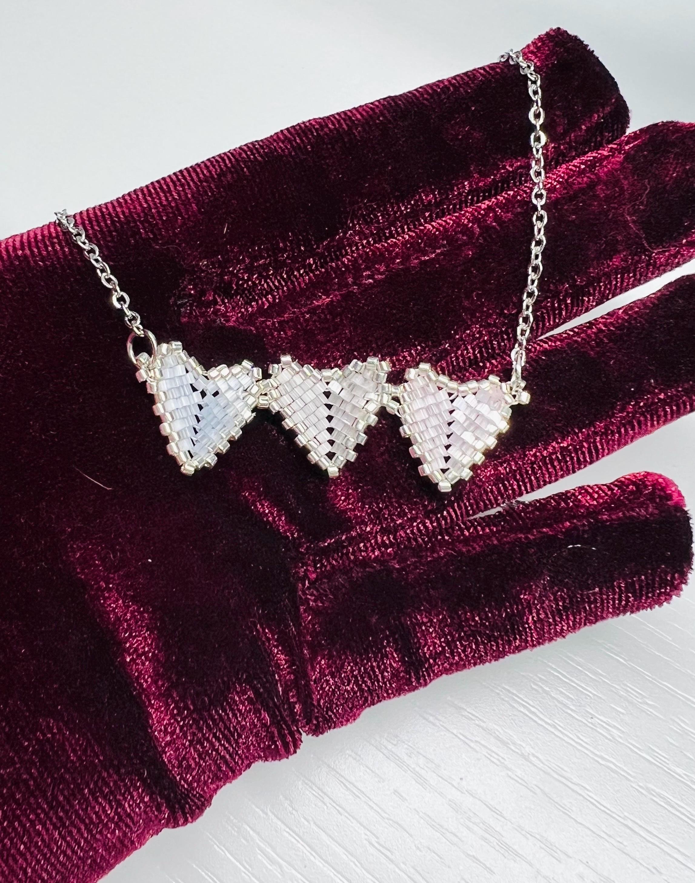 https://i.etsystatic.com/32964458/r/il/cb3304/6624525613/il_fullxfull.6624525613_e32v.jpg