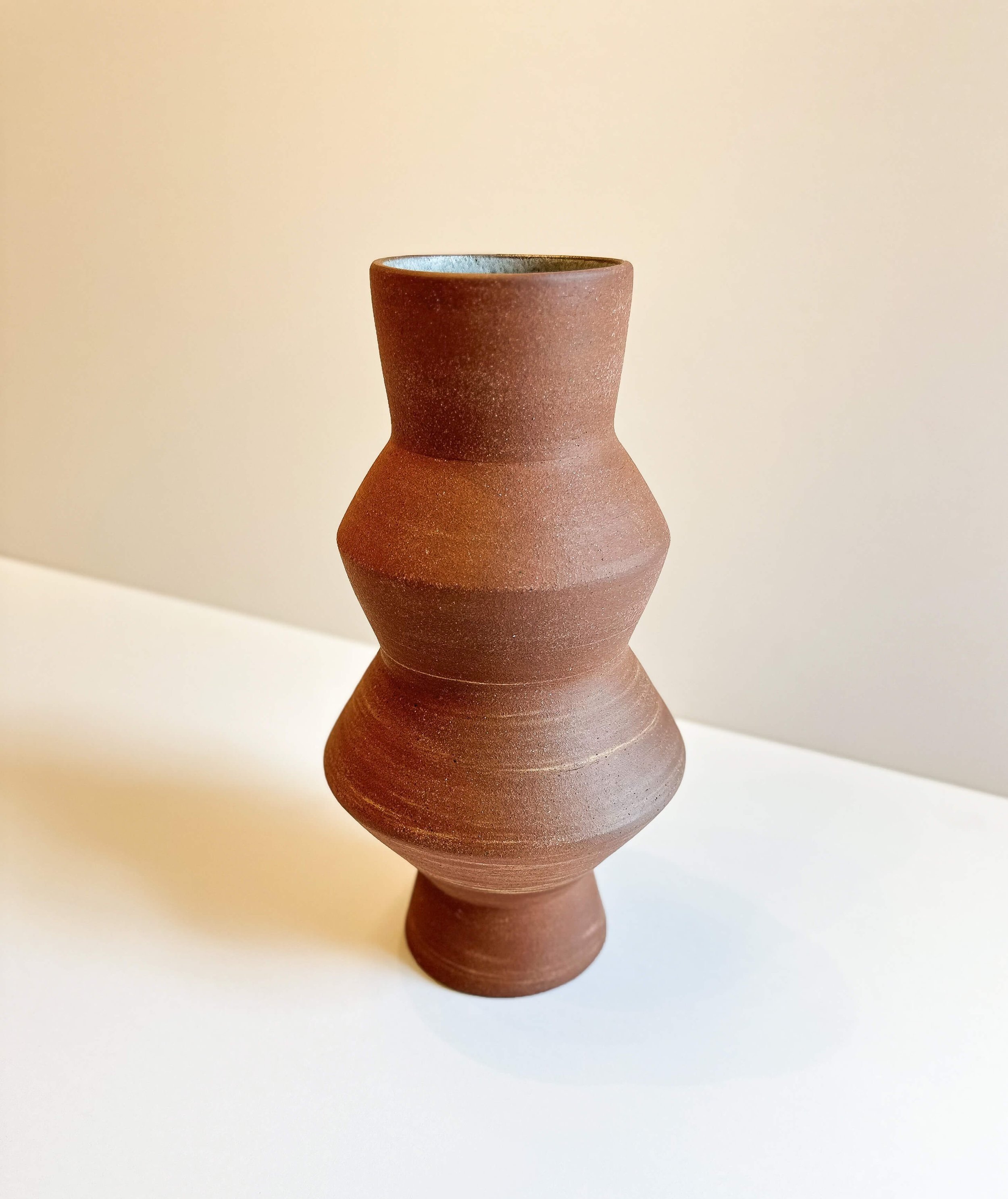 zig-zag-vase-red-thumb.jpg