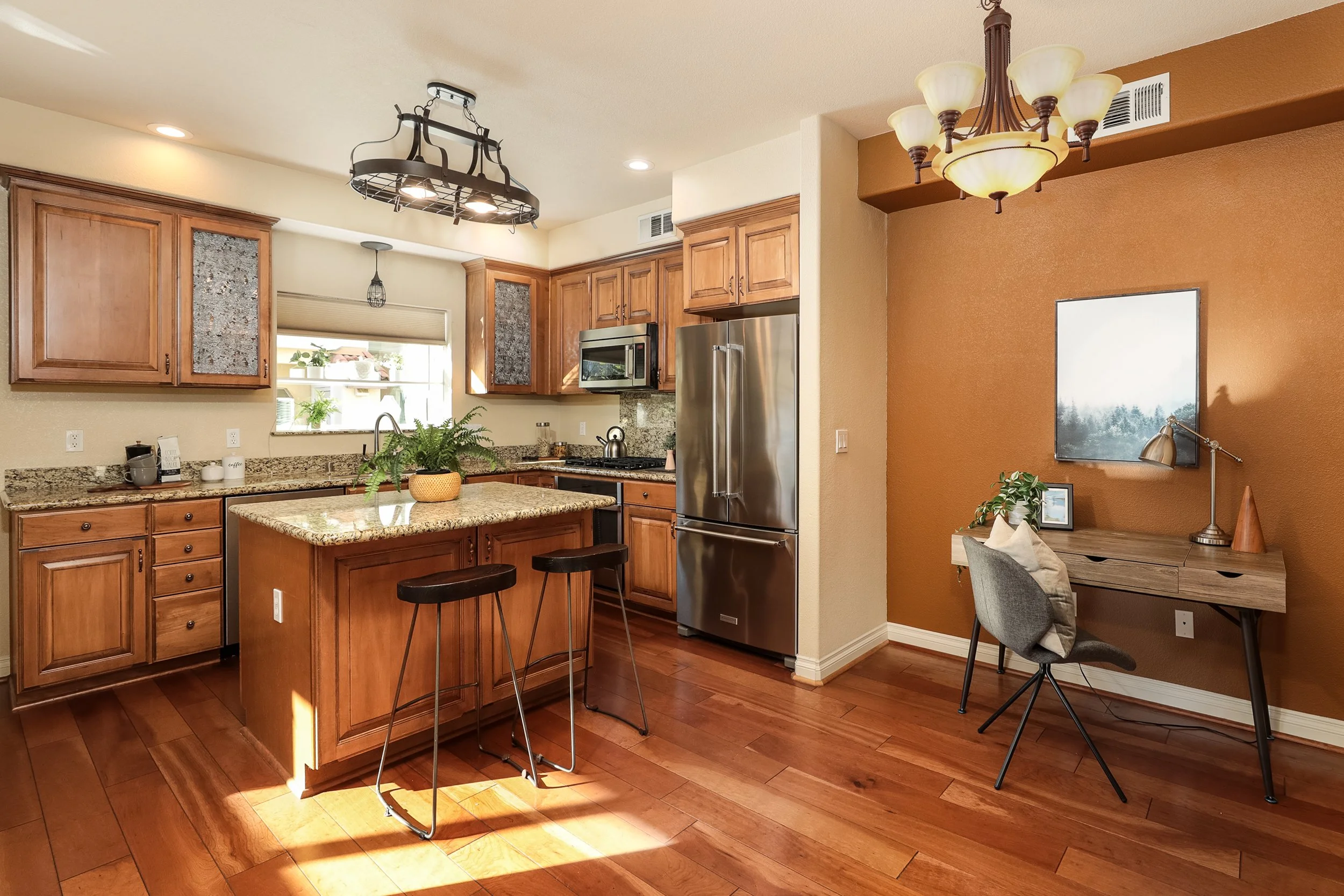 11-873 Neal Commons_Matt Anello-8520-Edit-MLS.jpg