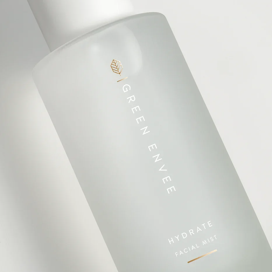 HydrateFacialMist-3504_10.webp