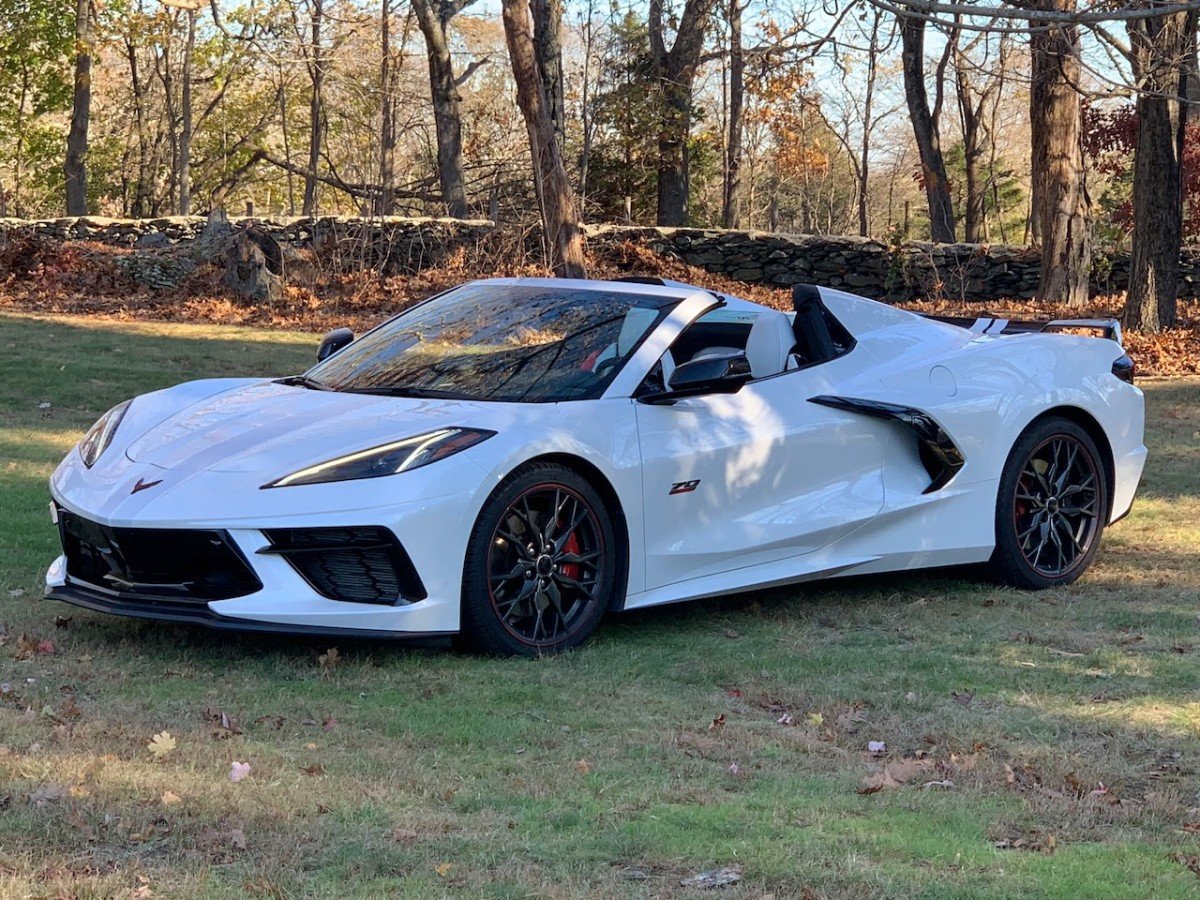 00-2023_Chevrolet_Corvette_GK.jpeg