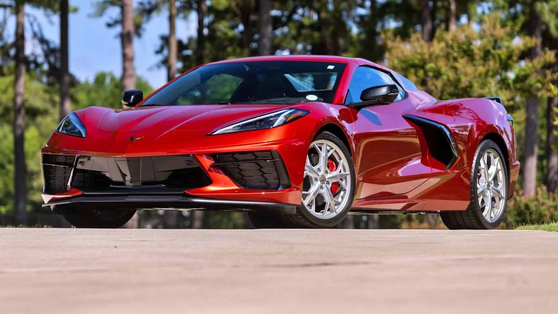 CORVETTE-C8-STINGRAY-2.jpeg
